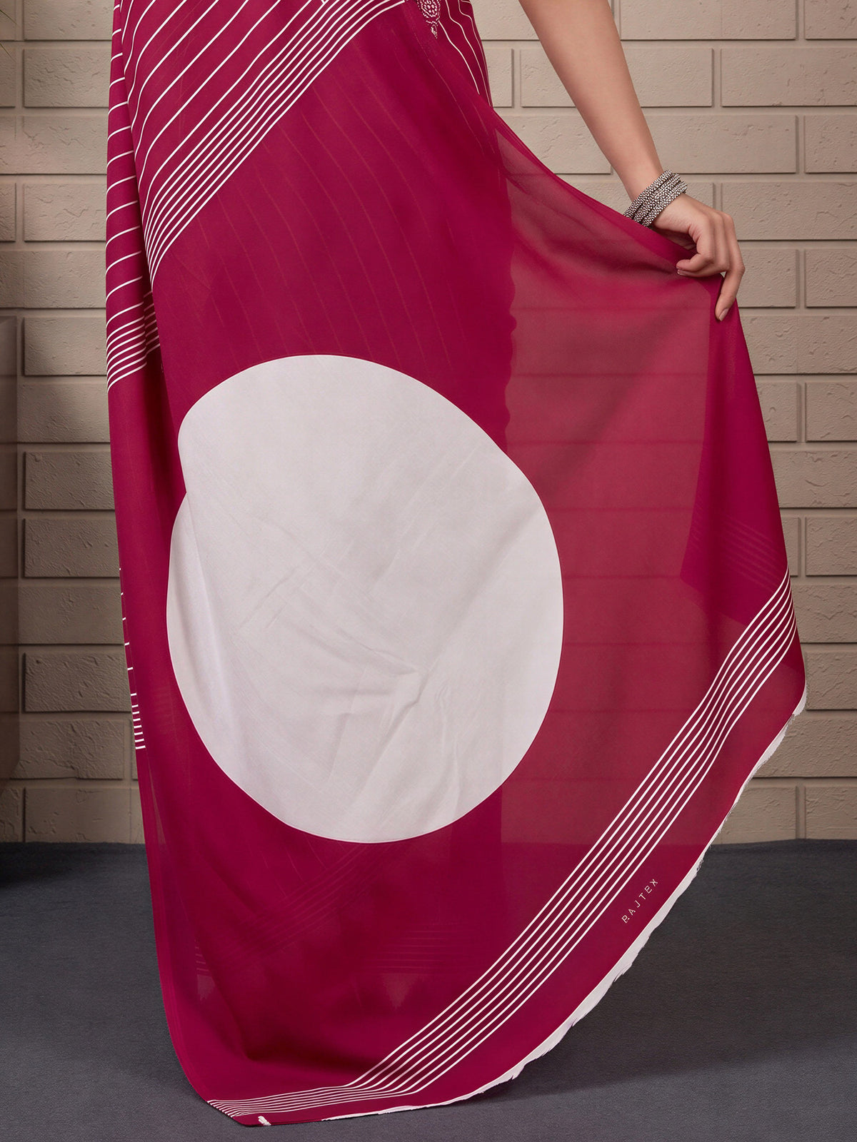 Burgundy Satin saree – detail view 5