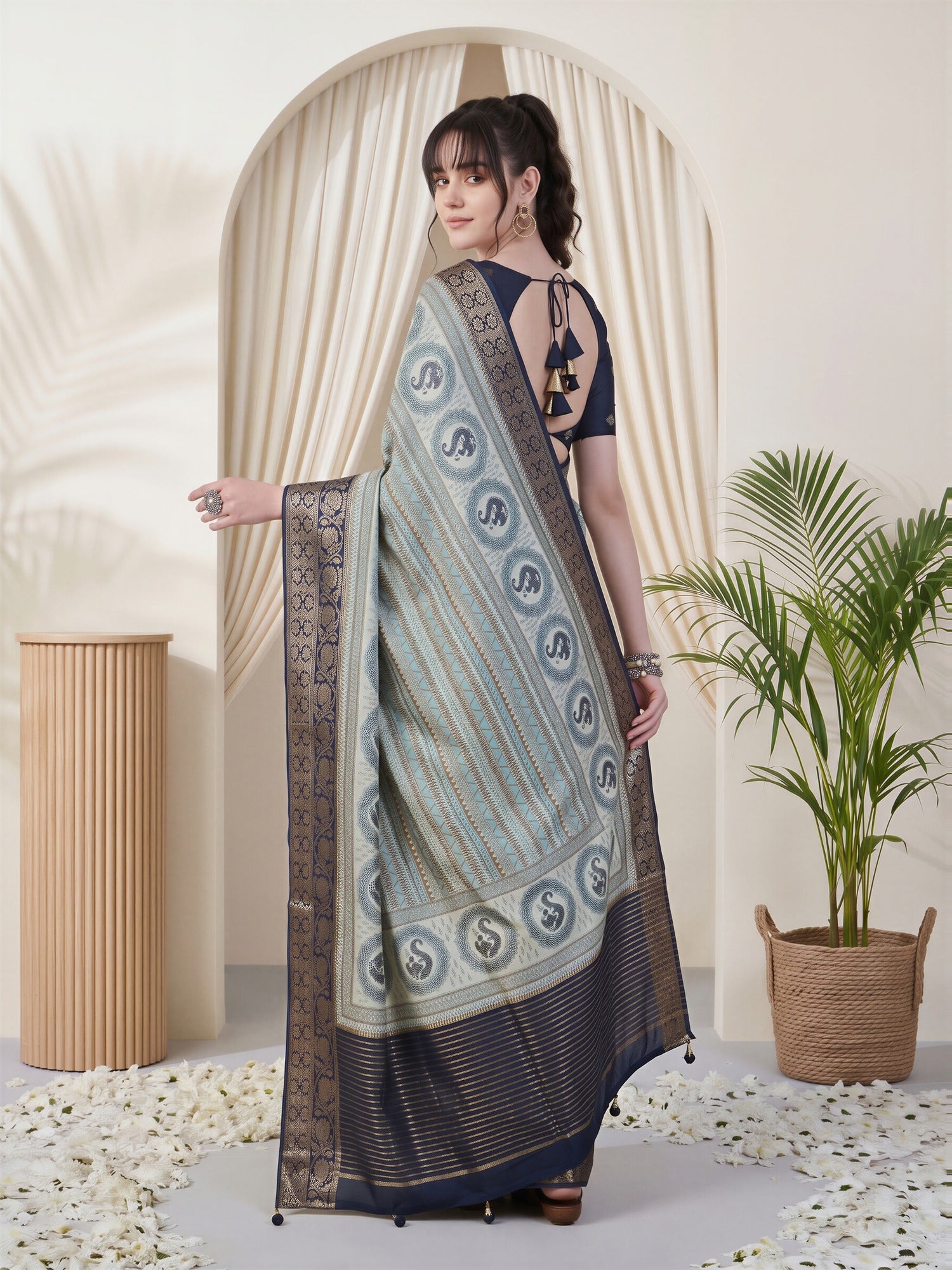Light Blue Viscose Silk saree – detail view 1
