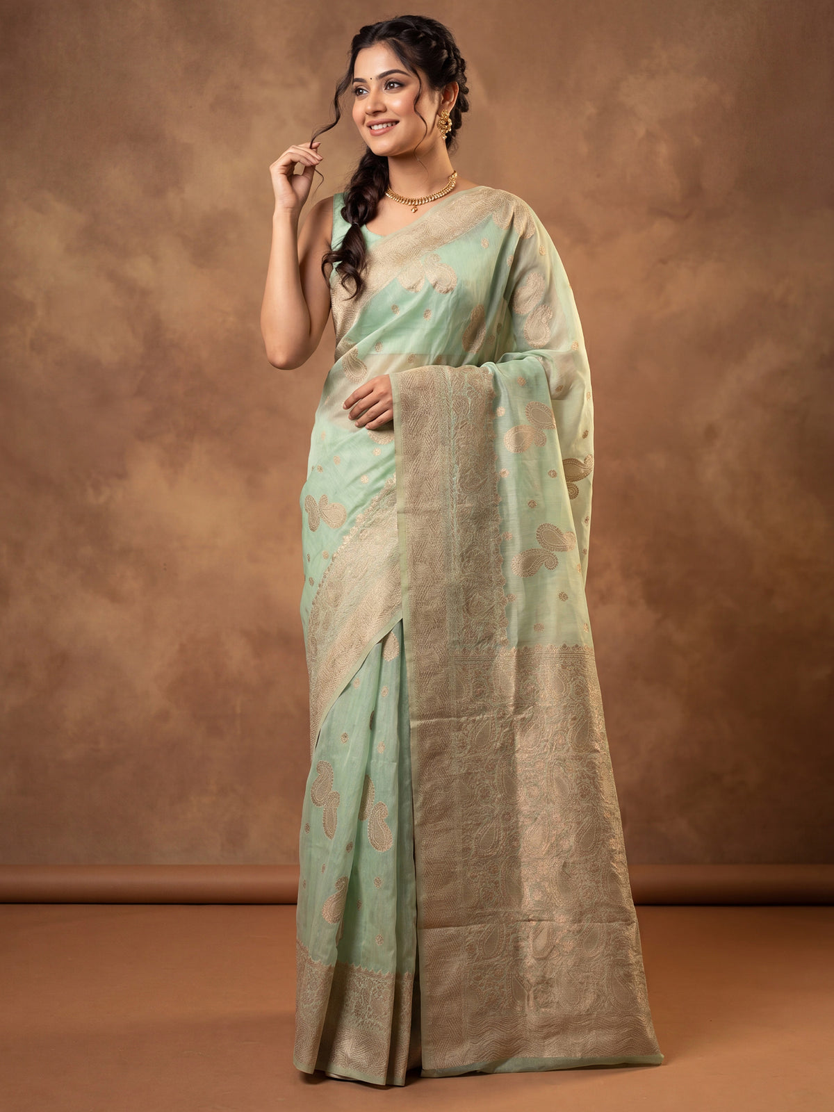Mint Green Silk Blend saree – detail view 3