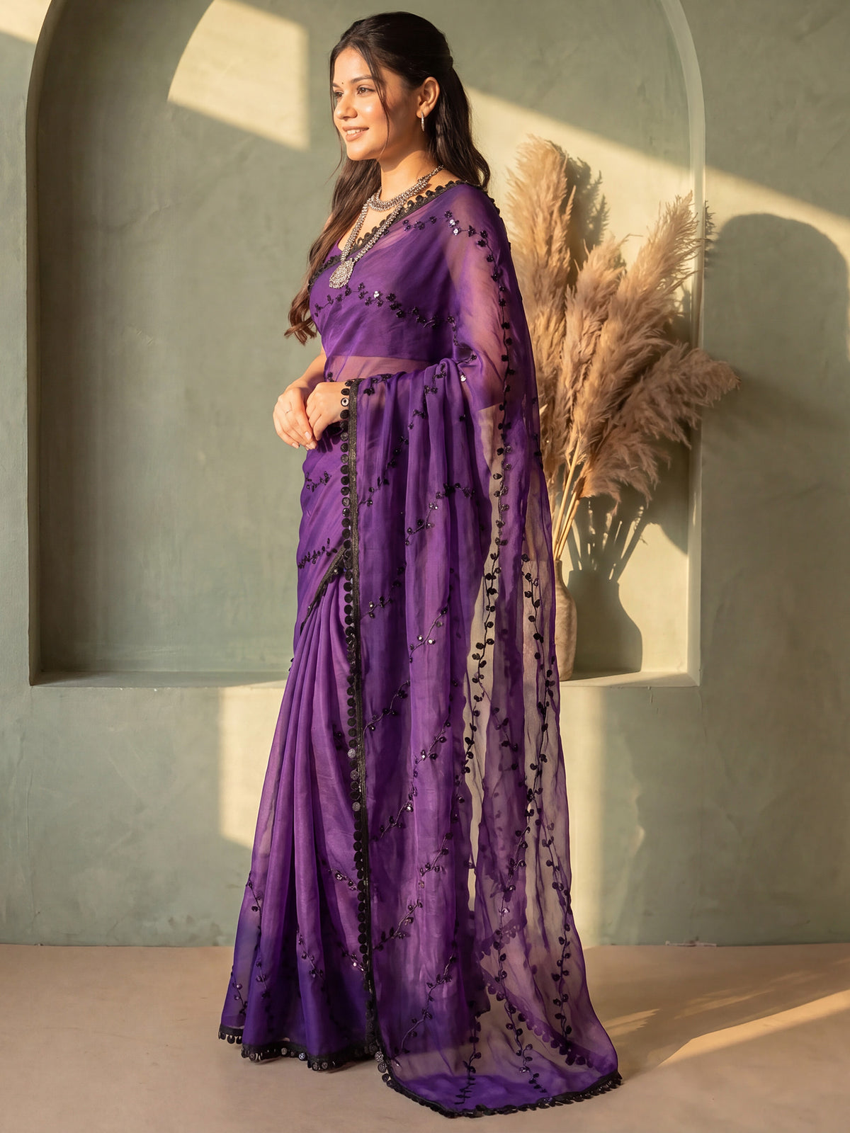 Purple Chiffon saree – detail view 2