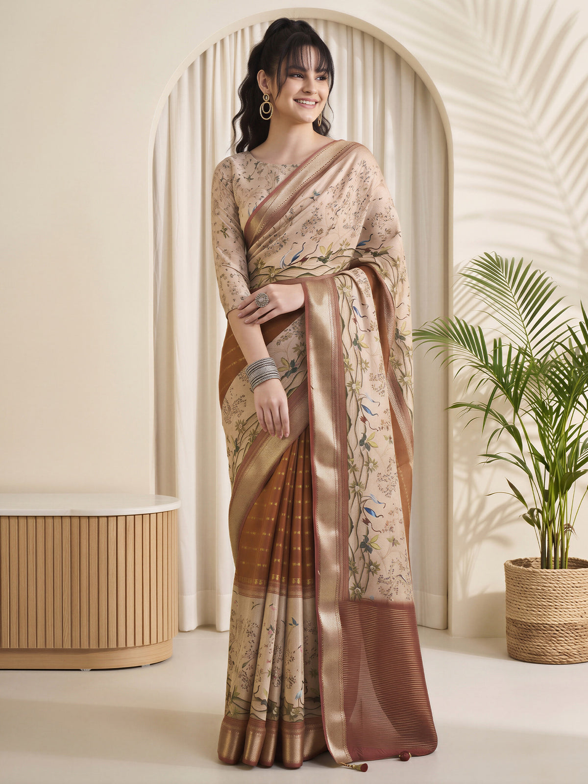 Rust Viscose Silk saree – detail view 2