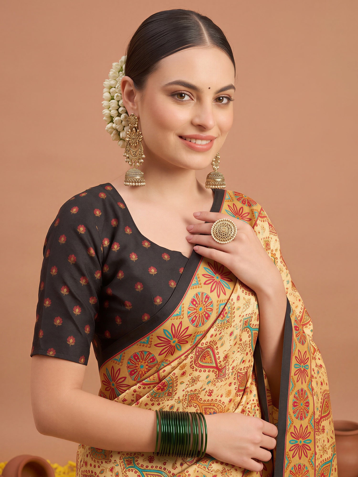 Black Silk Blend saree – detail view 4