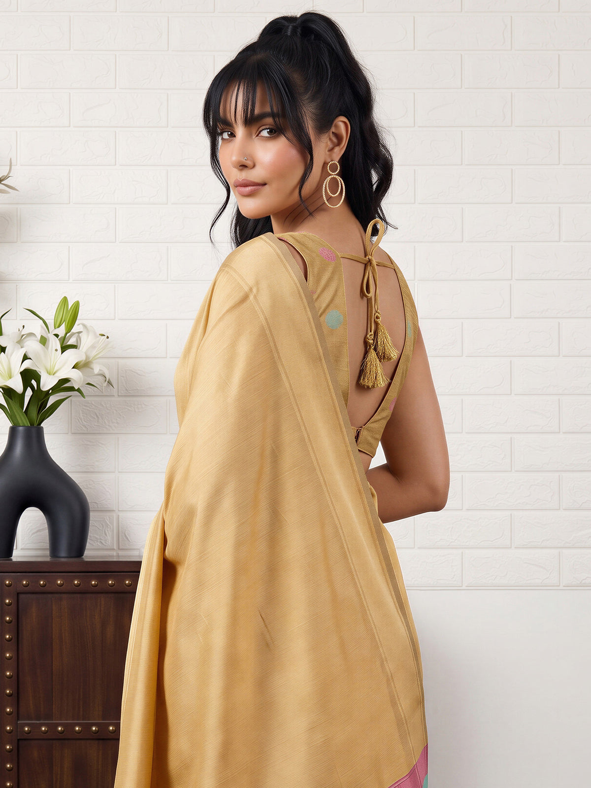 Mustard Bhagalpuri Silk saree – detail view 3