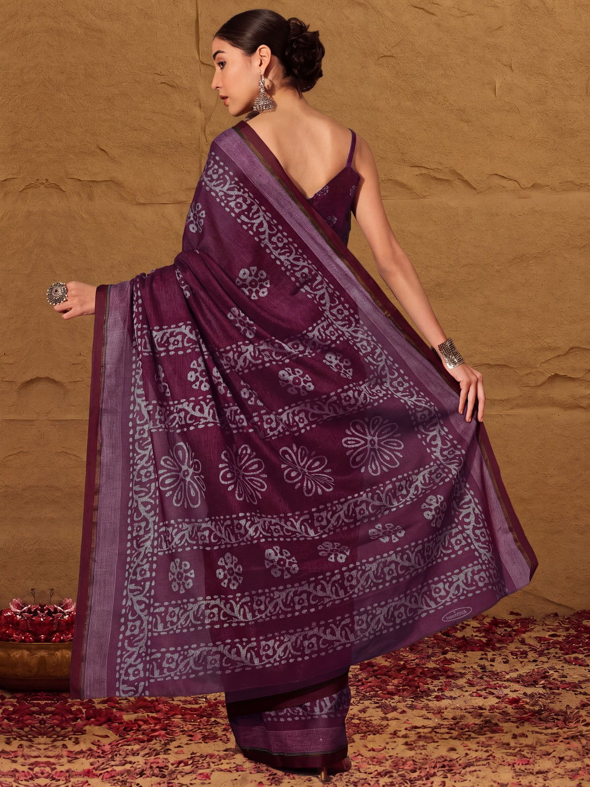 Wine Cotton saree – detail view 1
