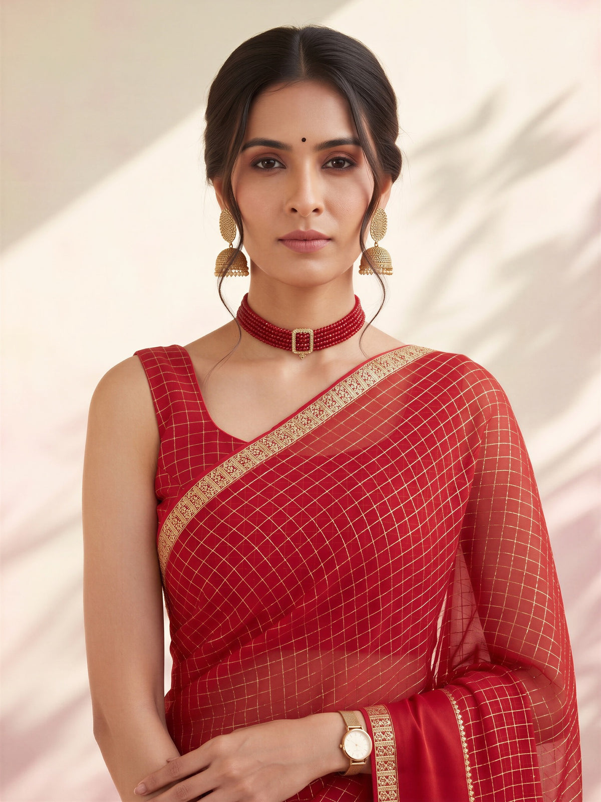 Red Viscose saree – detail view 3