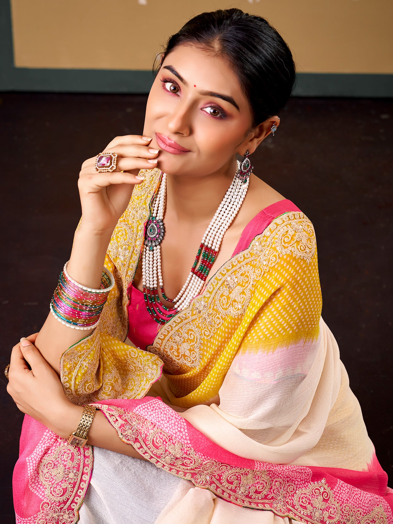 Cream Chiffon saree – detail view 3