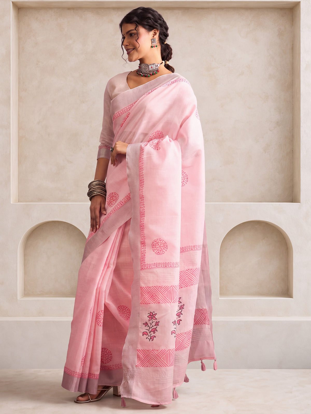 Pink Linen saree – detail view 3