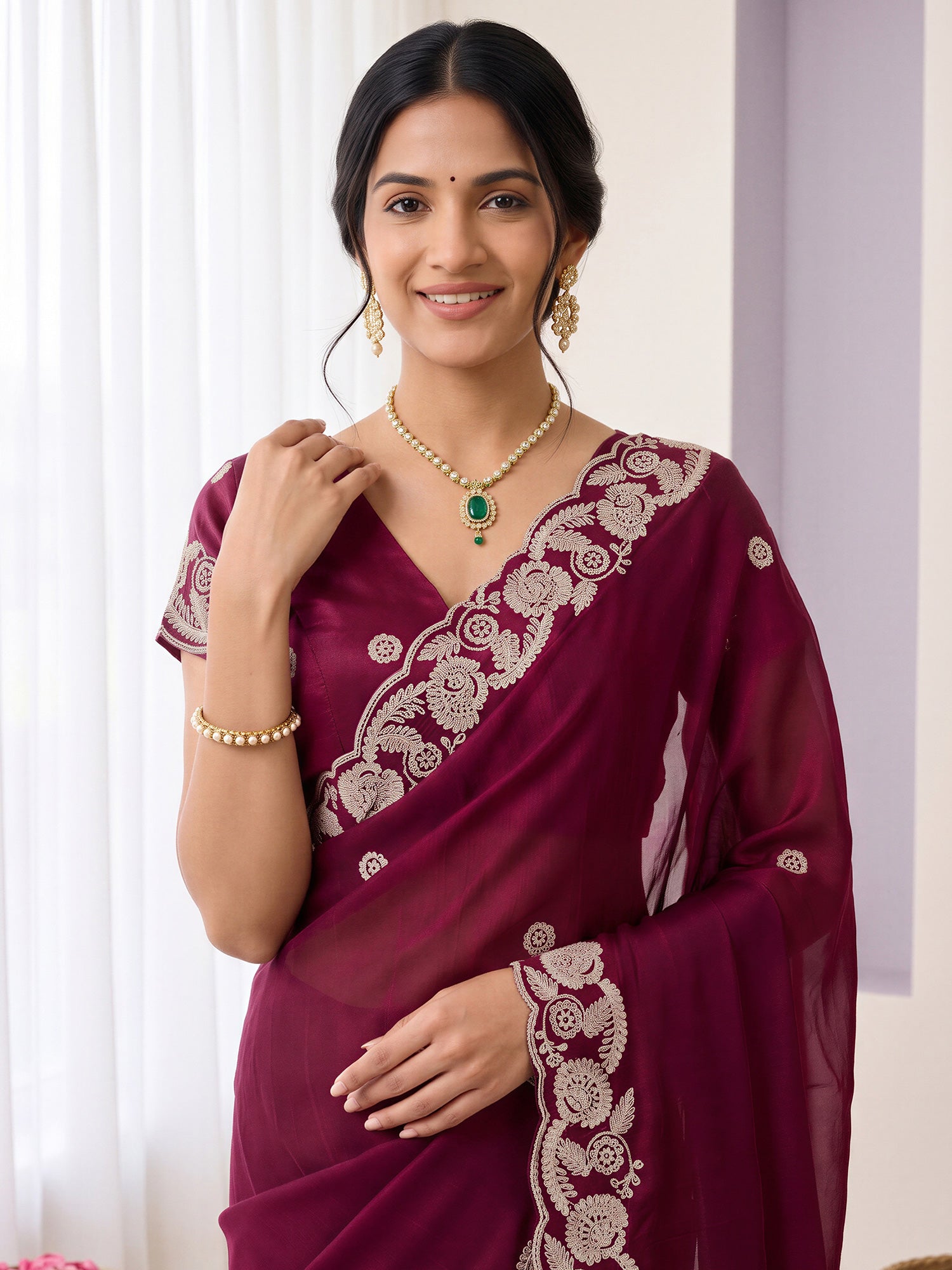 Burgundy Satin saree – detail view 4