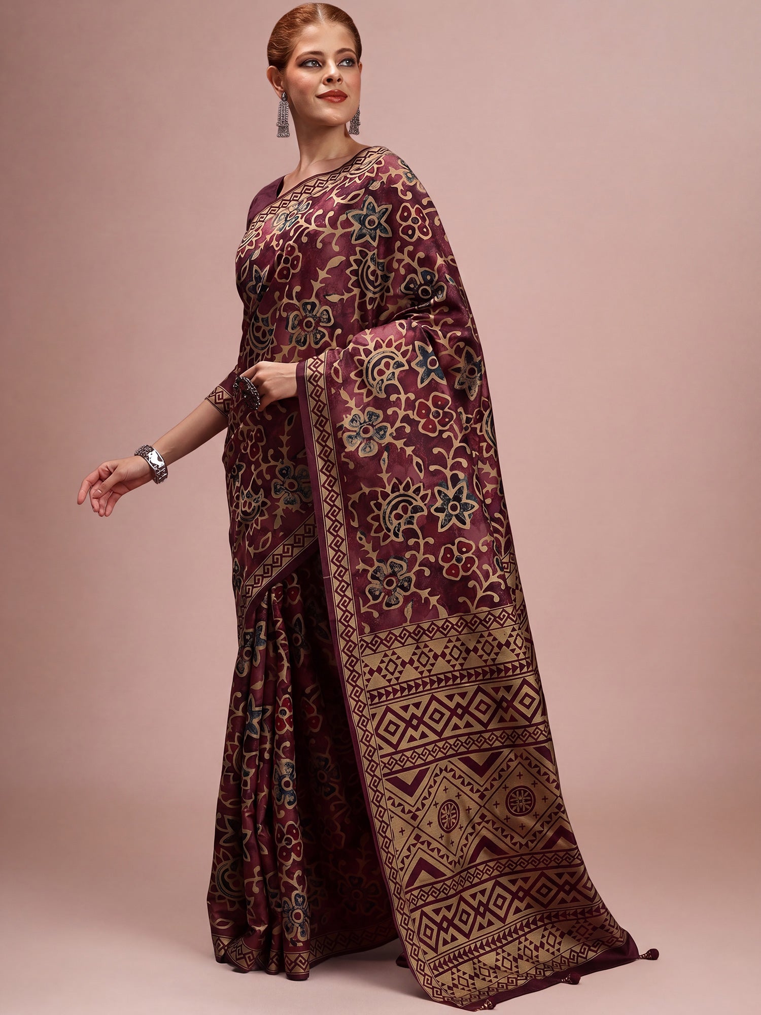 Wine Silk Blend saree – detail view 2