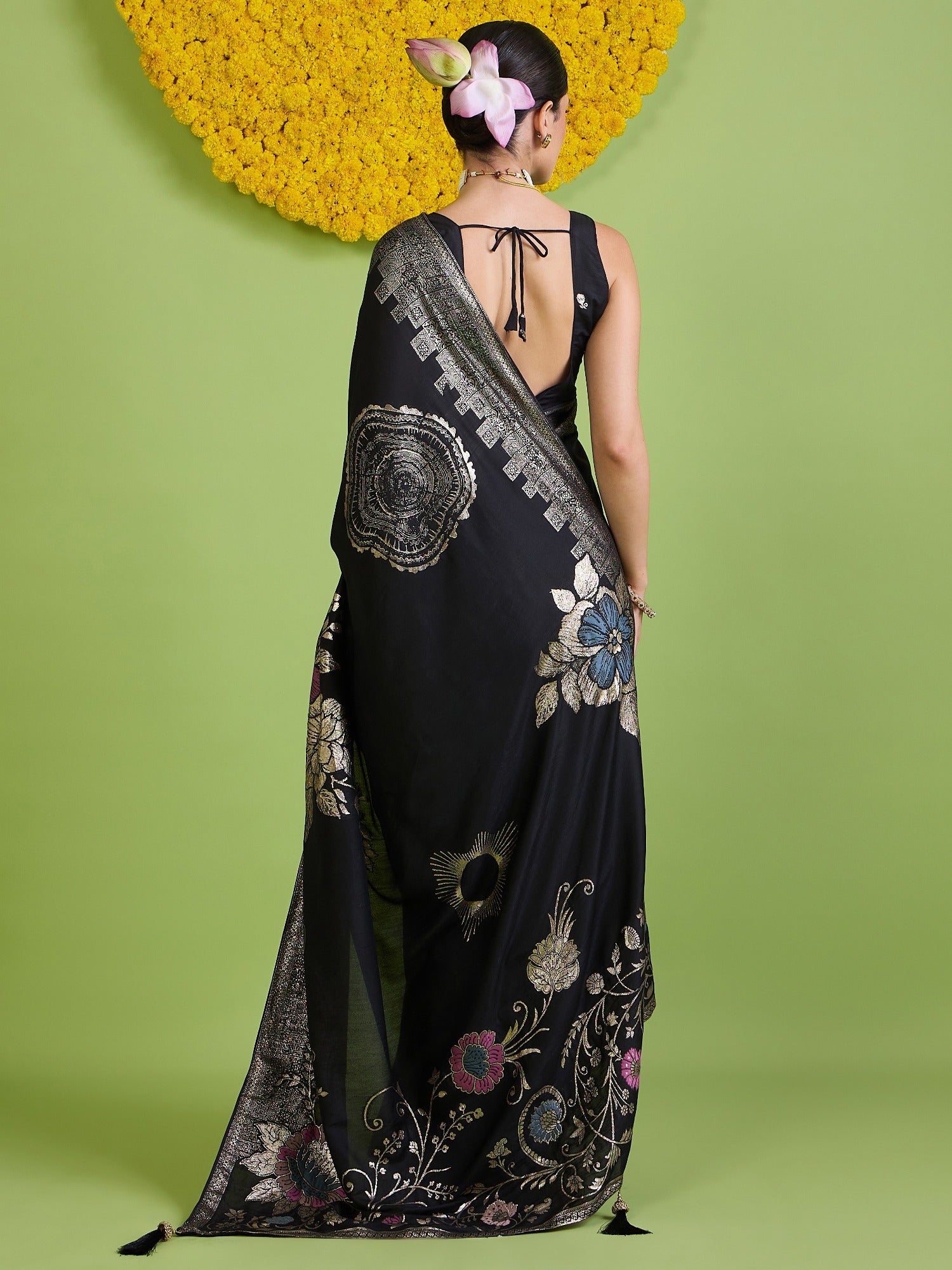 Black Silk Blend saree – detail view 6