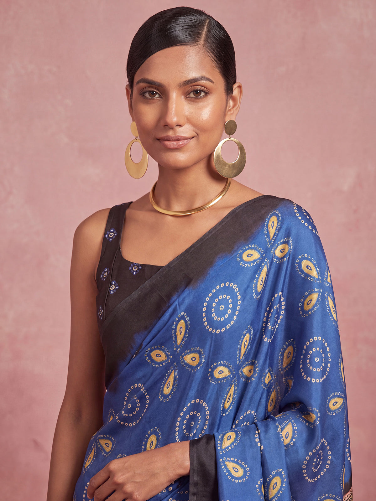 Blue Satin saree – detail view 3