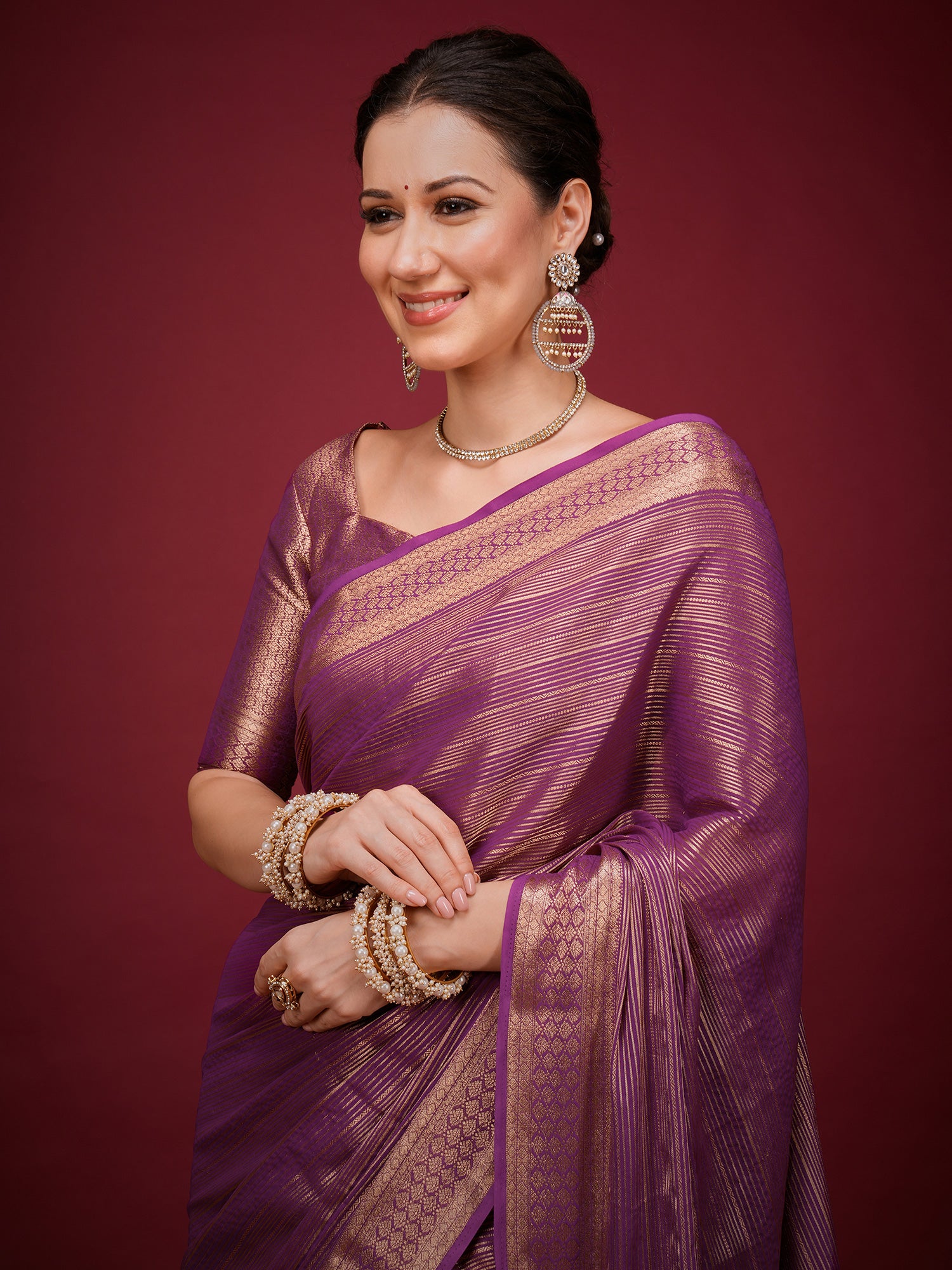 Magenta Viscose Silk saree – detail view 3