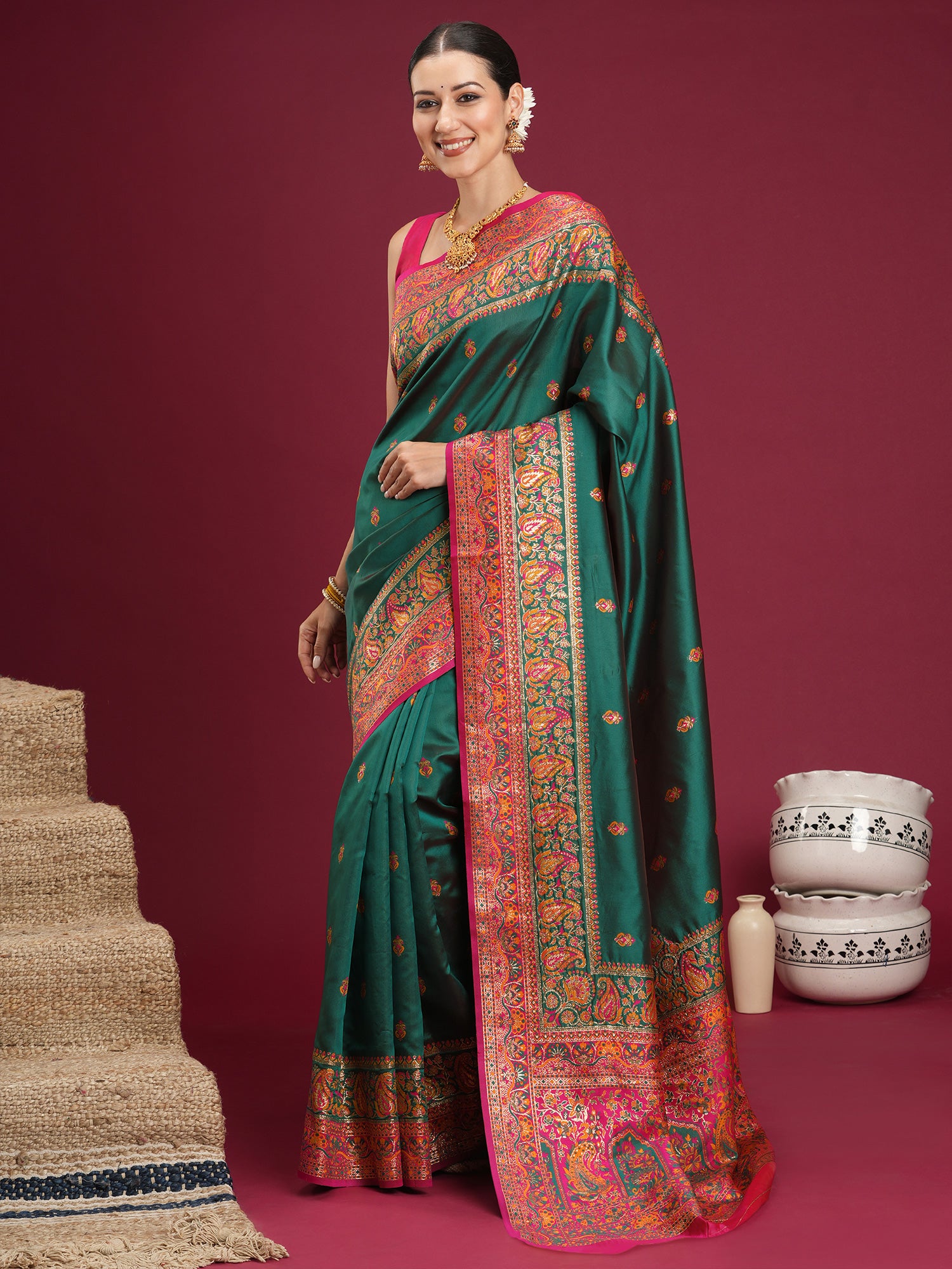 Teal Green Soft Silk saree – detail view 2