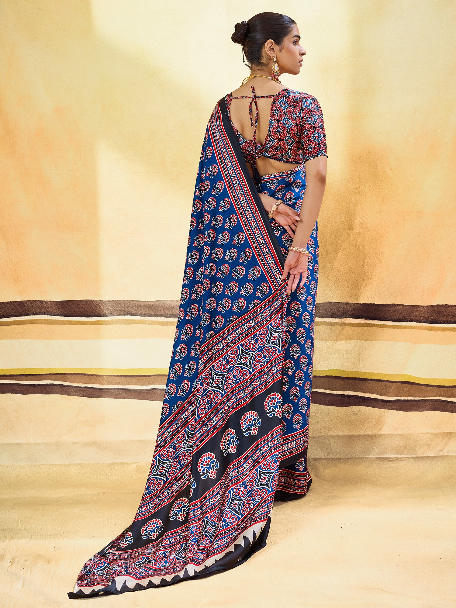 Blue Satin saree – detail view 1