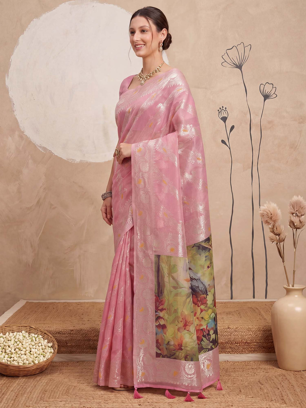 Pink Organza saree – detail view 3