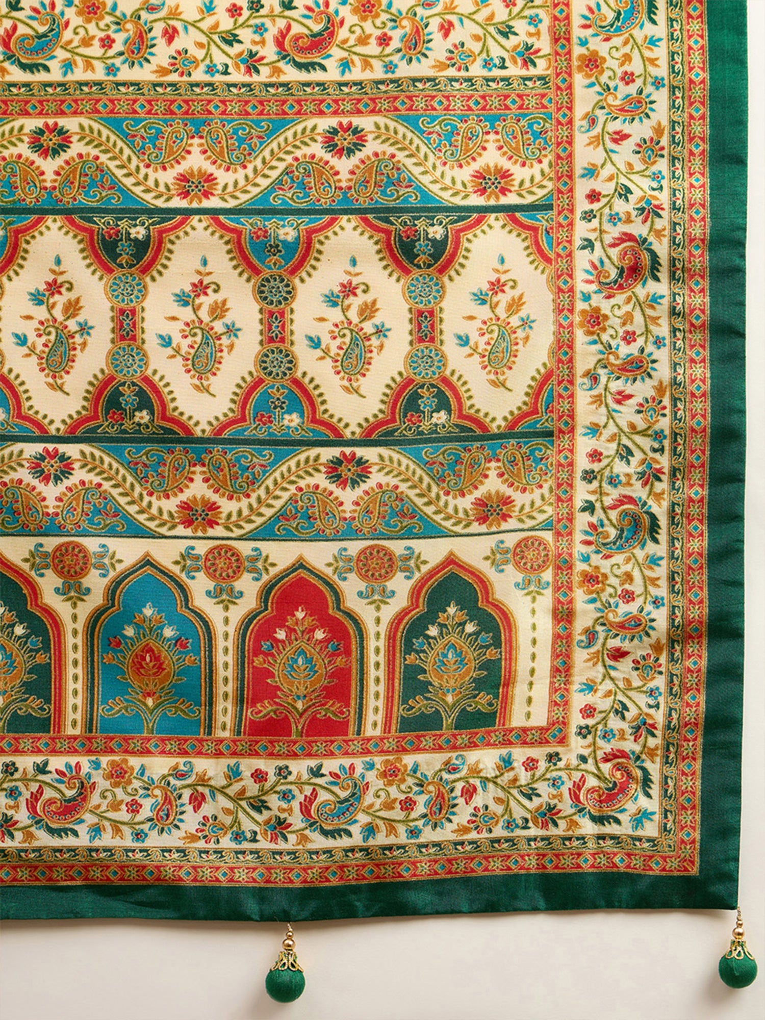 Cream Silk Blend saree – detail view 5