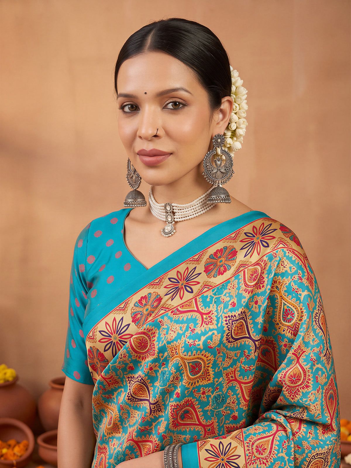 Assorted Silk Blend saree – detail view 4