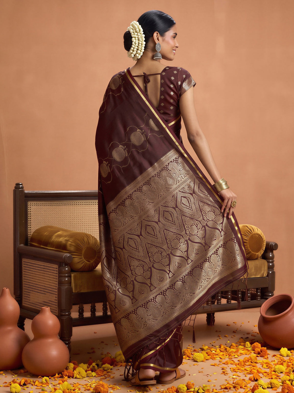 Maroon Satin saree – detail view 1