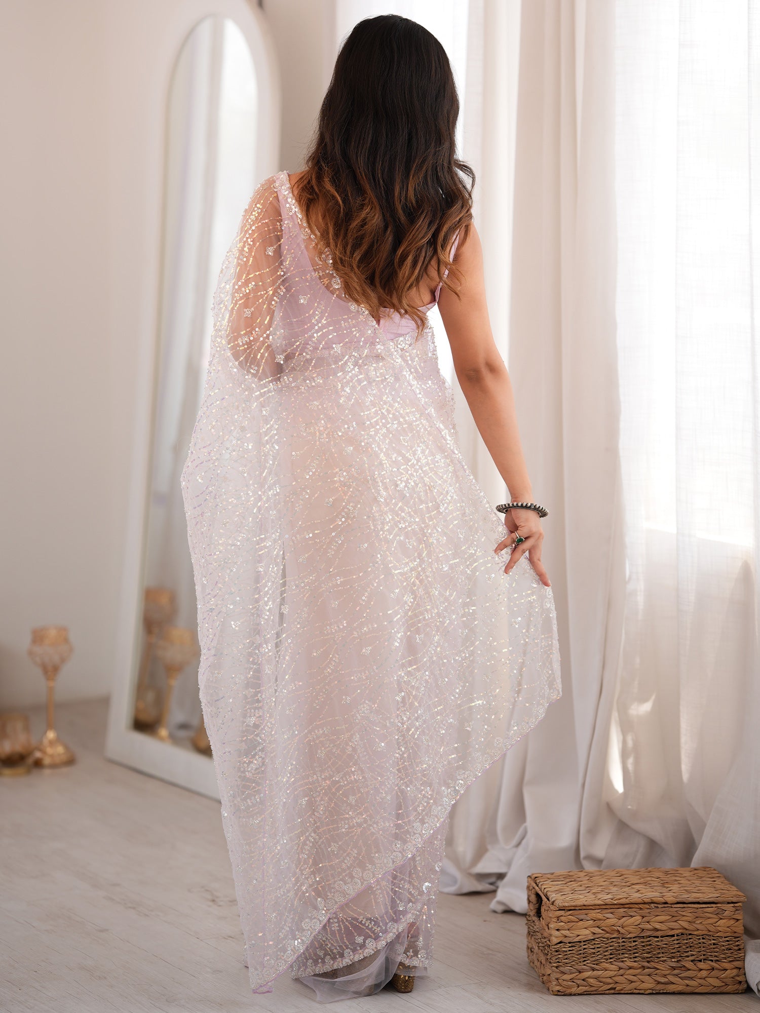 Lavender Net saree – detail view 1