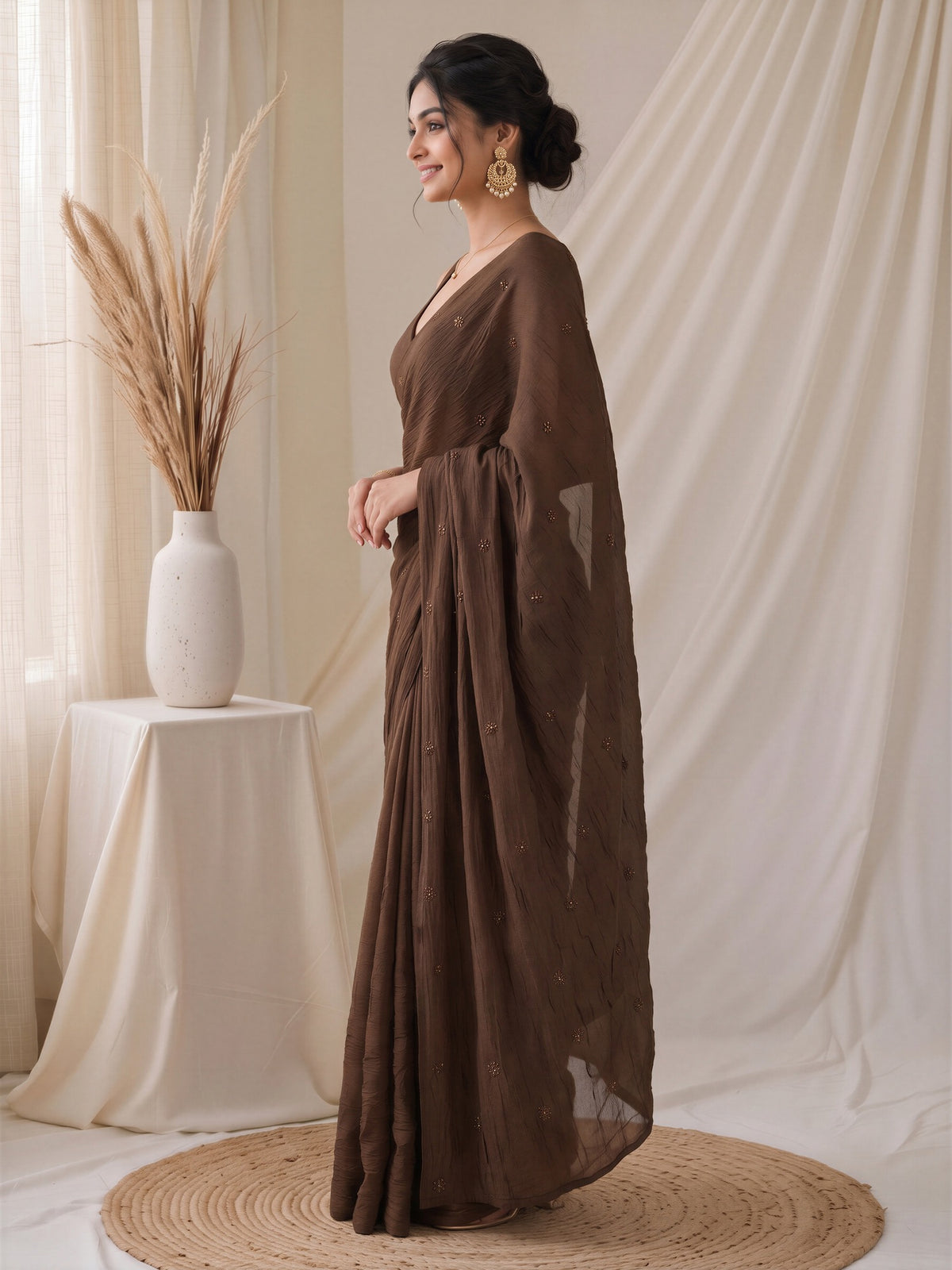 Brown Poly Crepe saree – detail view 3