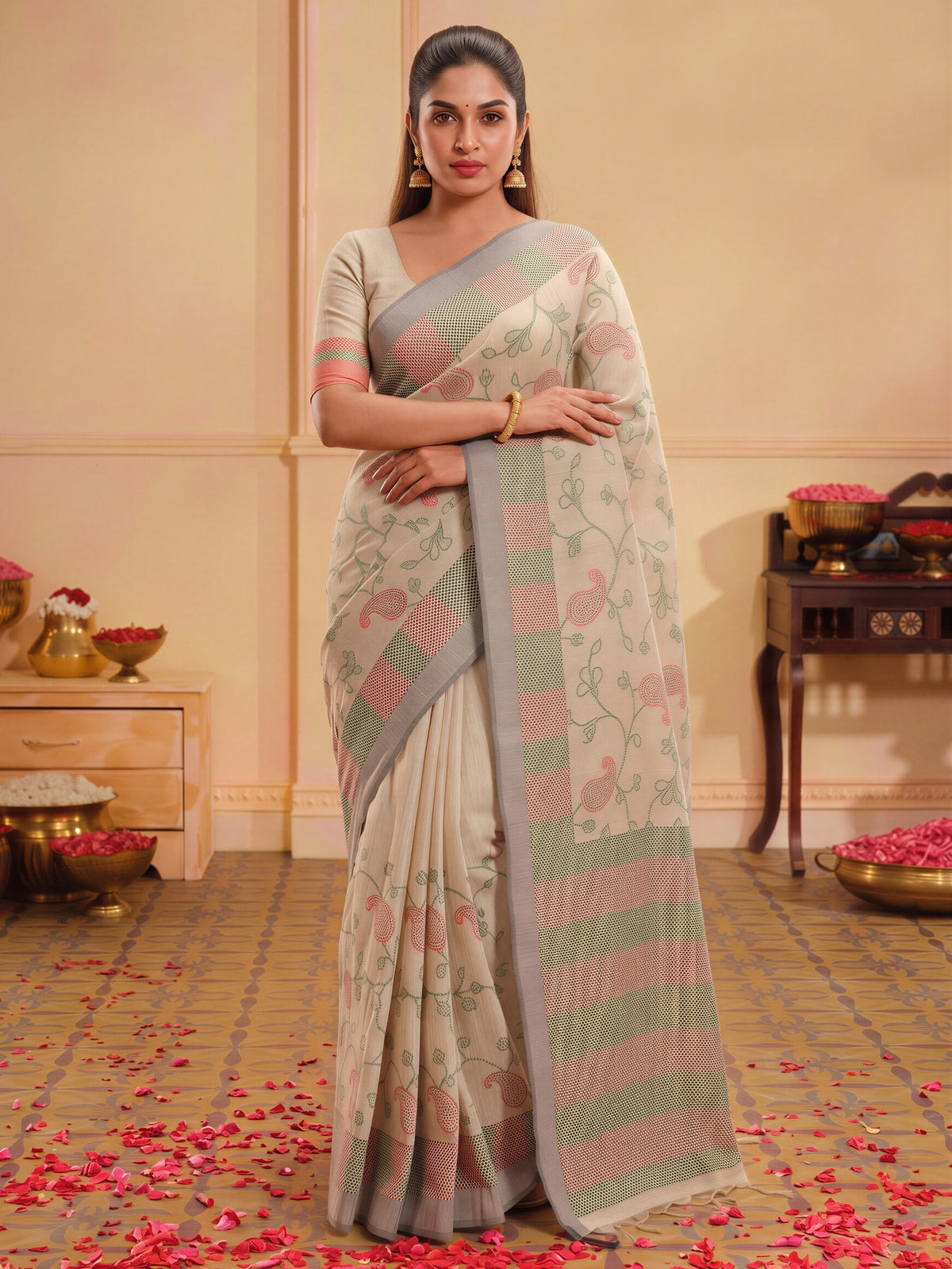 Beige silk blend saree view 3