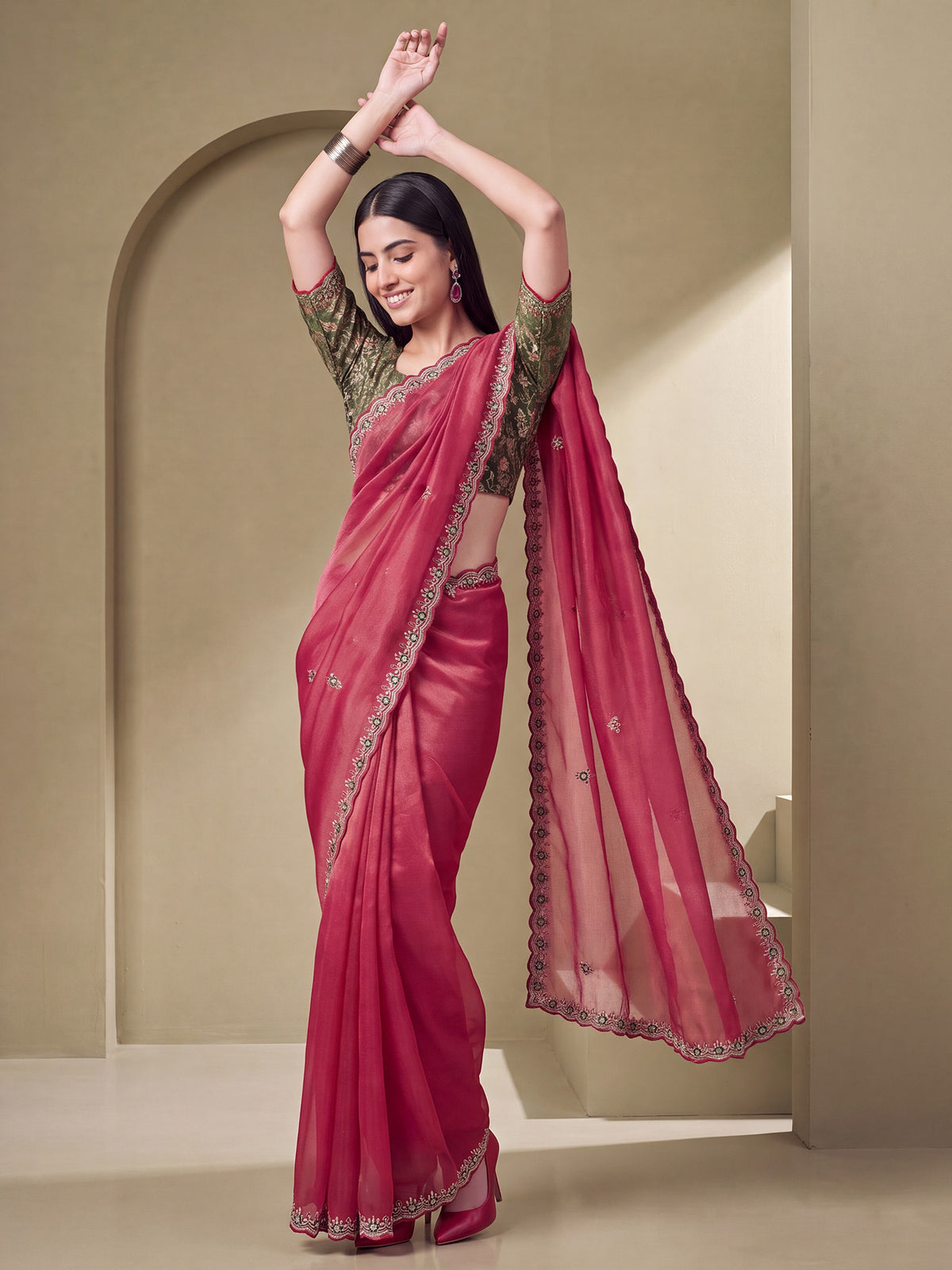 Pink Tissue saree – detail view 2