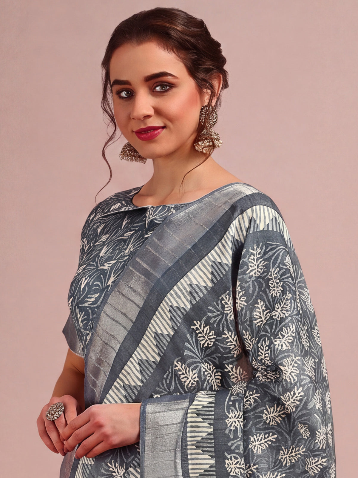 Grey Cotton Silk saree – detail view 4