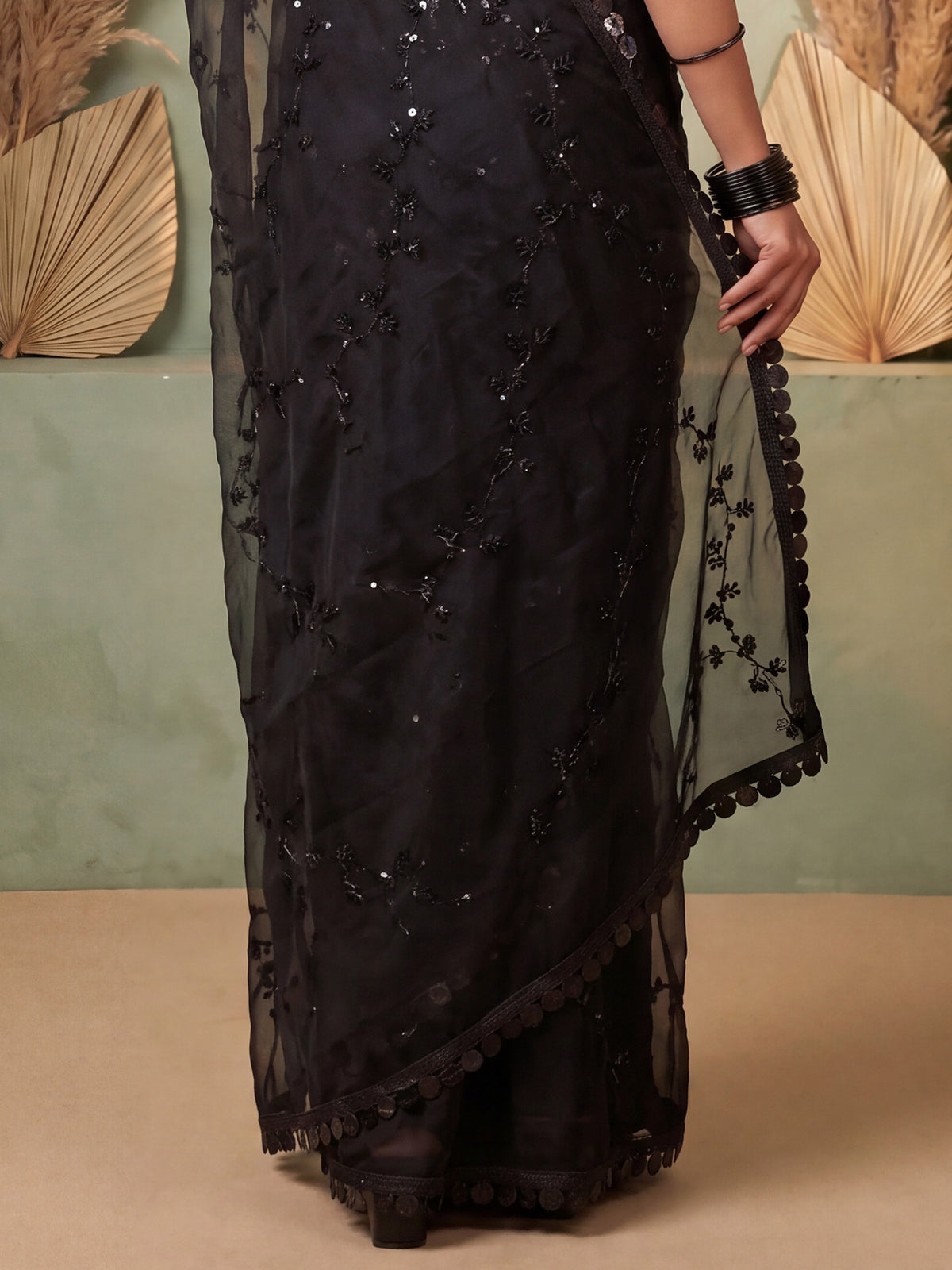 Black Chiffon saree – detail view 5