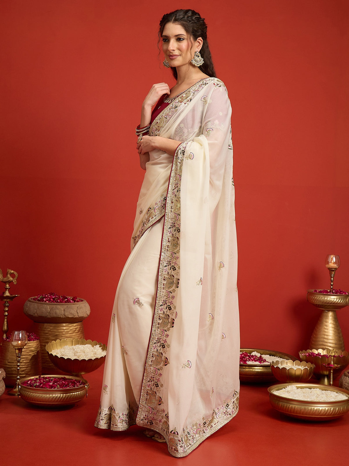 Off White Georgette saree – detail view 1