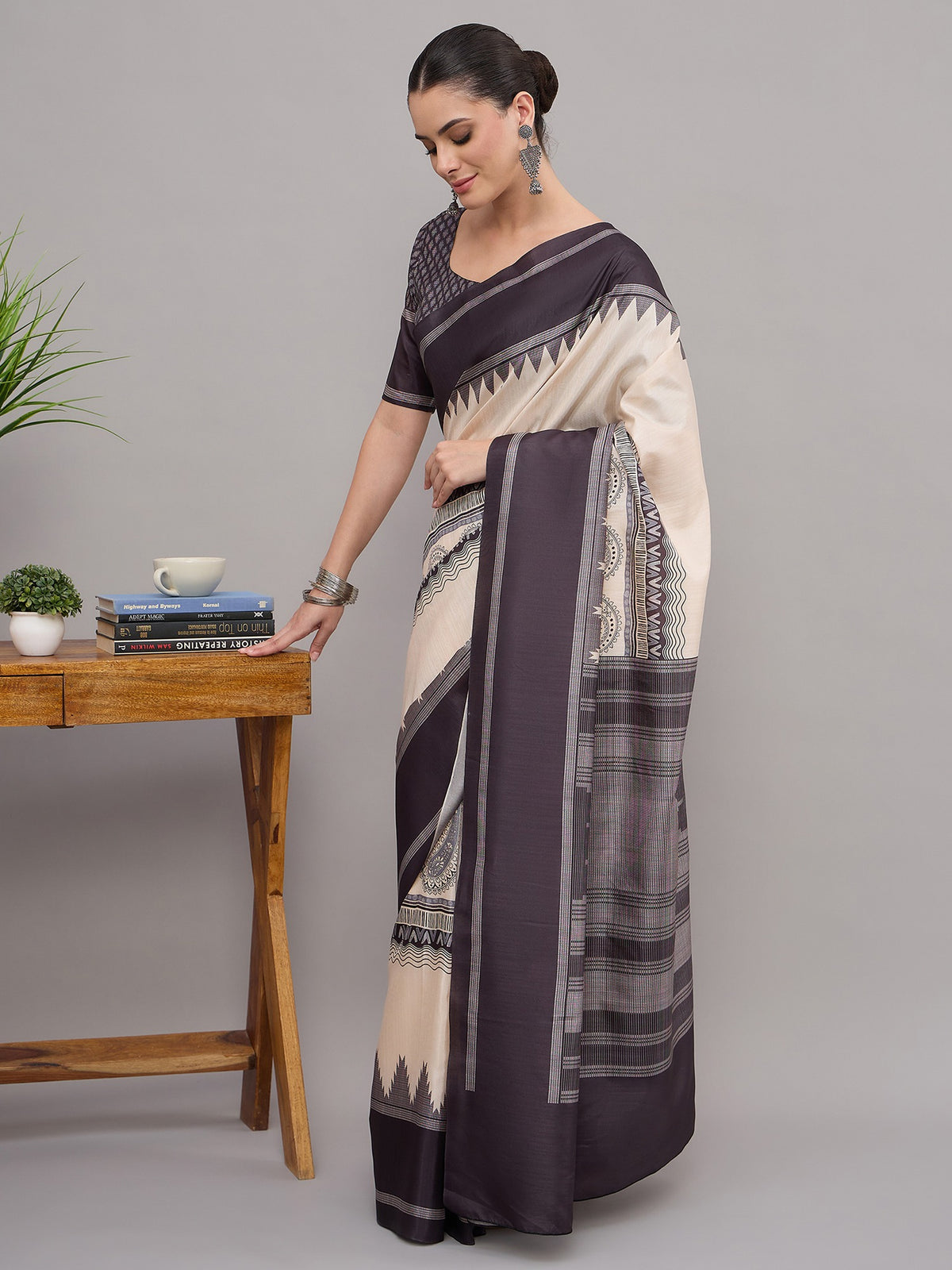 Off White soft silk saree view 3