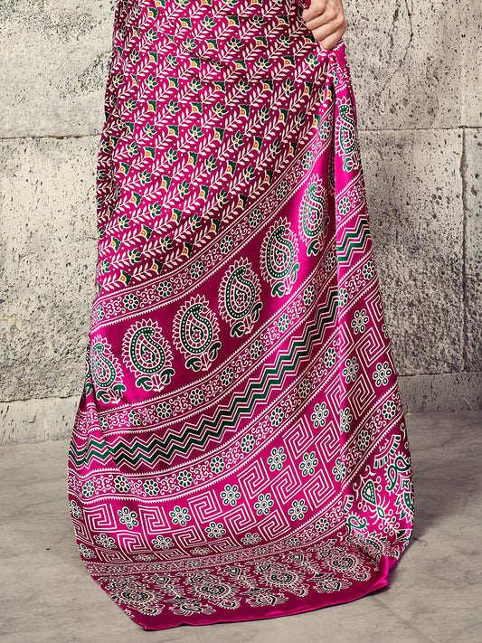 Magenta Satin saree – detail view 4
