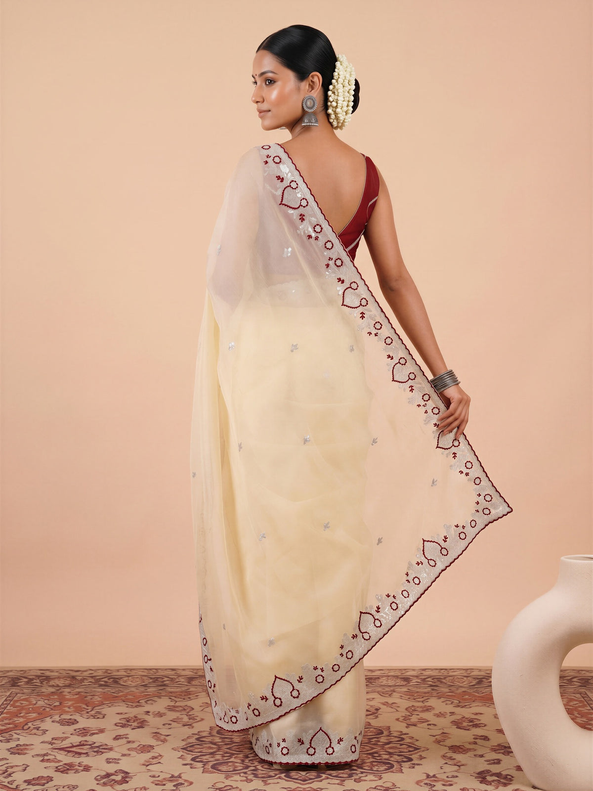 Off White Tissue saree – detail view 1