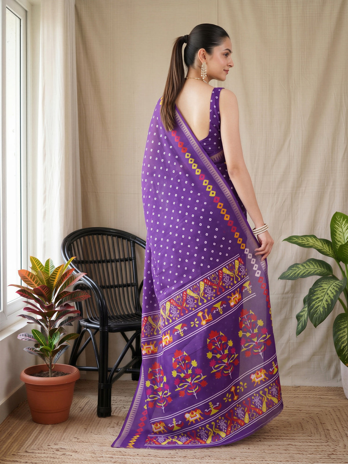 Purple Georgette saree – detail view 1