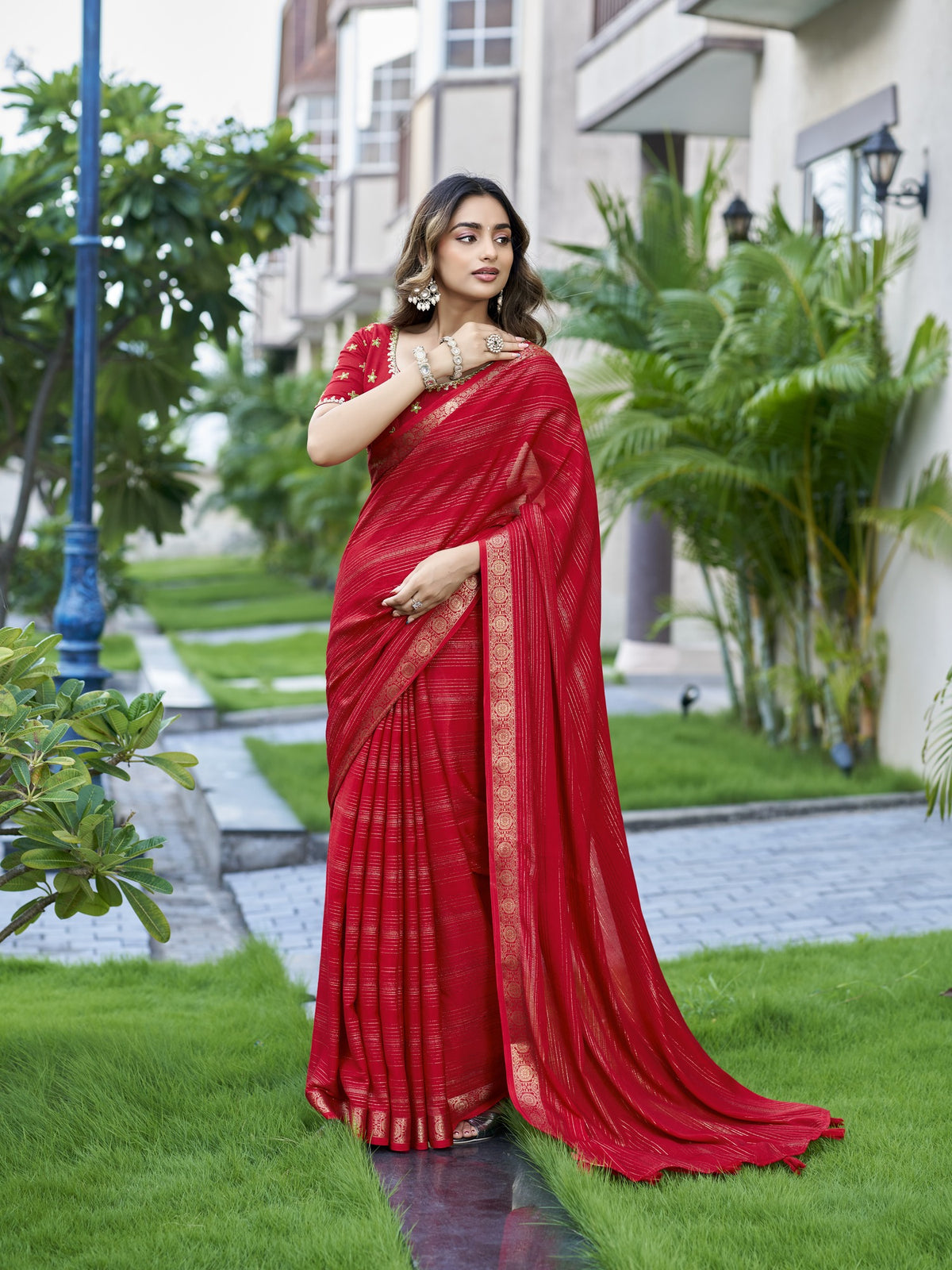 Red jacquard saree view 3