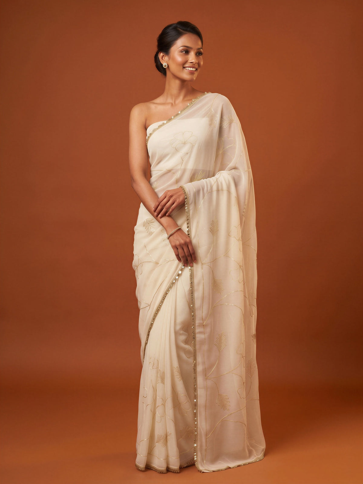 White Georgette saree – detail view 3