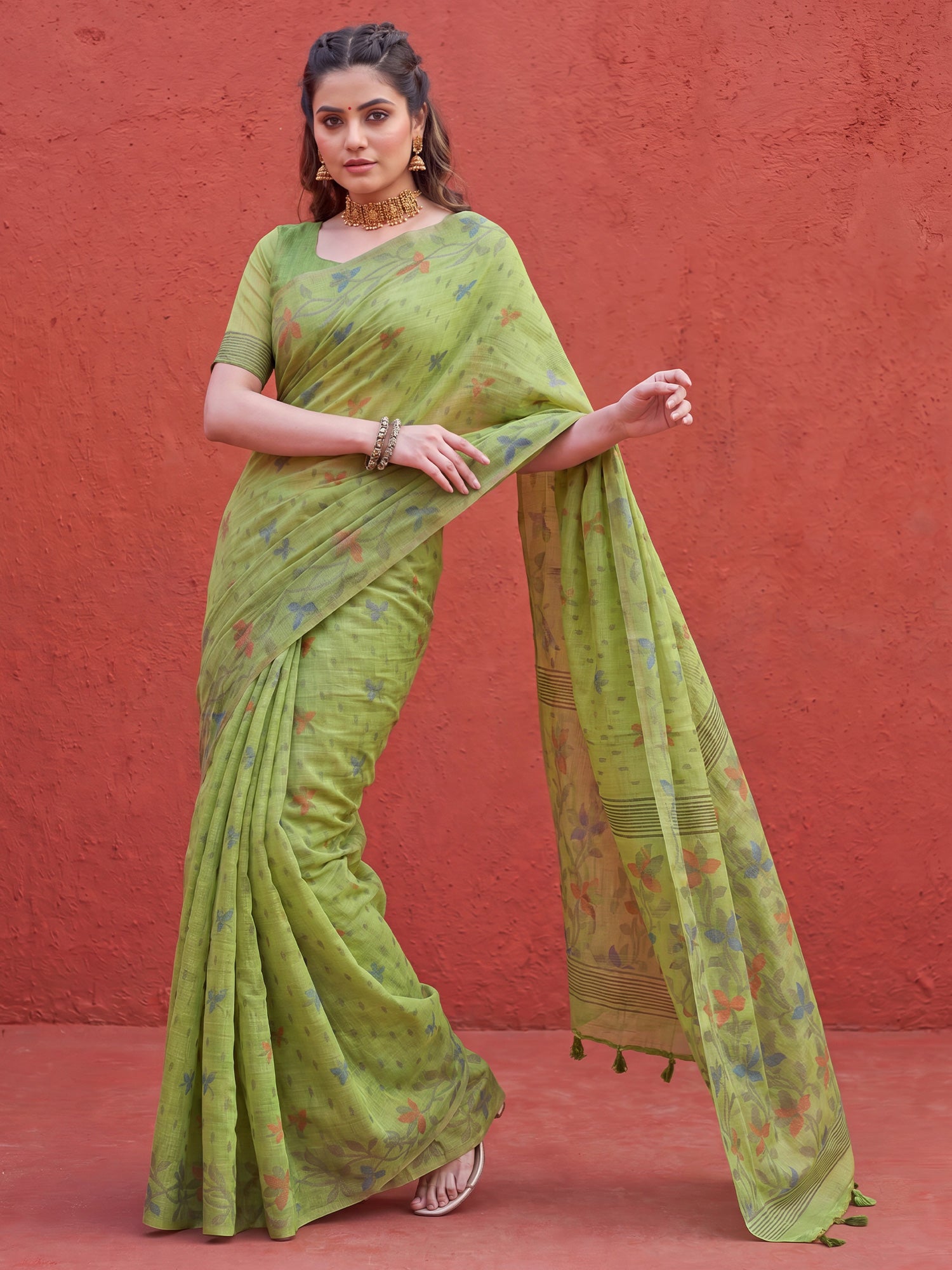 Green Linen saree – detail view 3