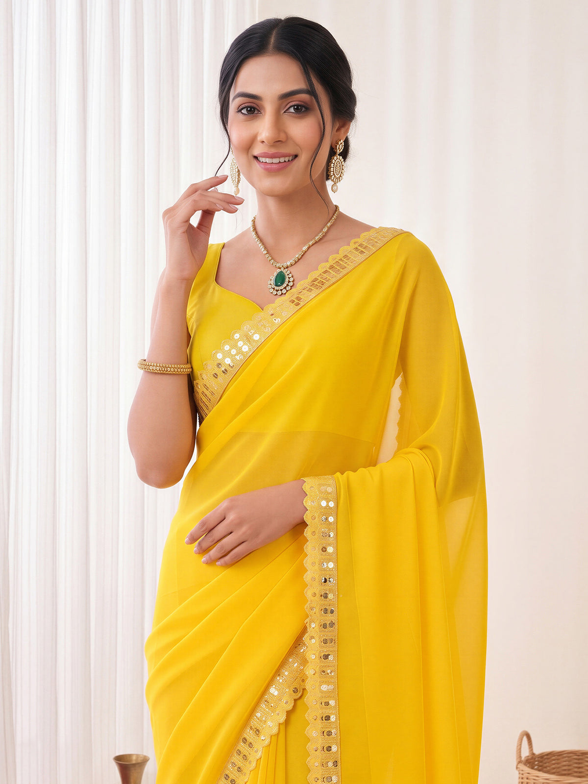 Yellow Georgette saree – detail view 4