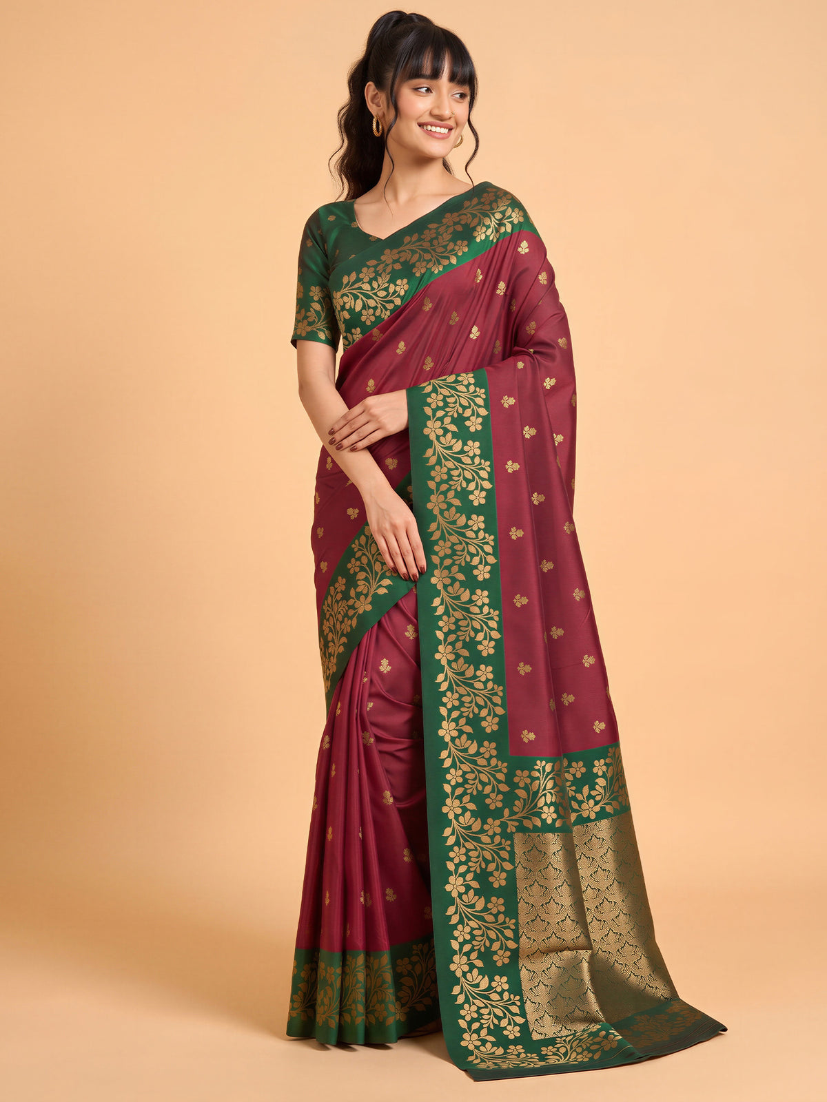 Maroon Cotton Blend saree – detail view 2
