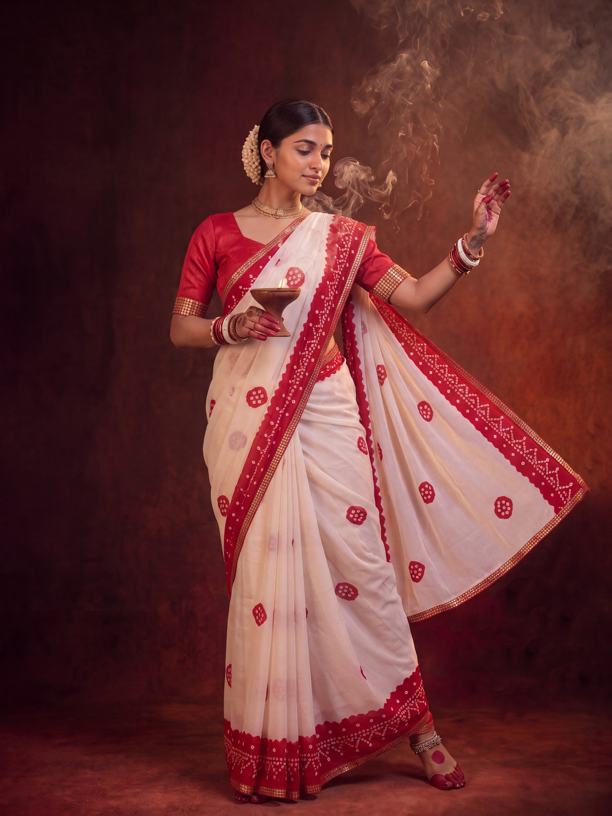 White Georgette saree – detail view 4