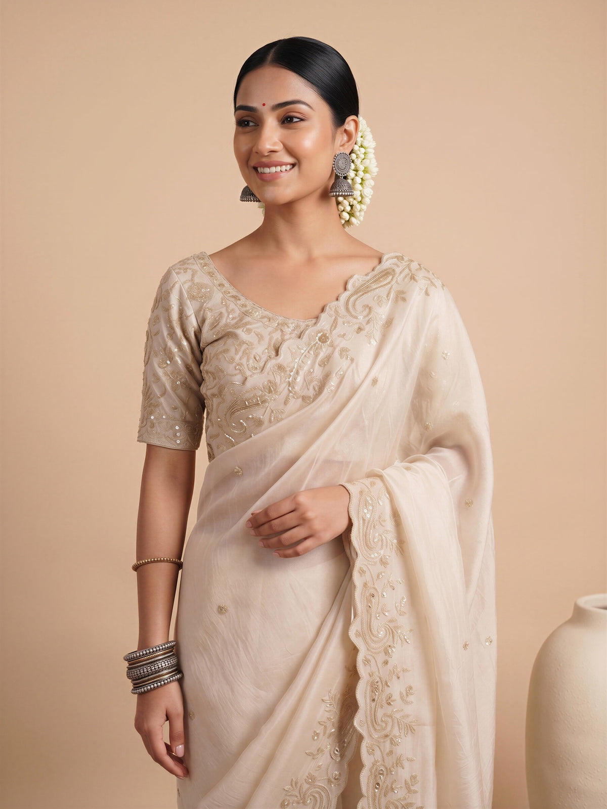 Off White Satin saree – detail view 4