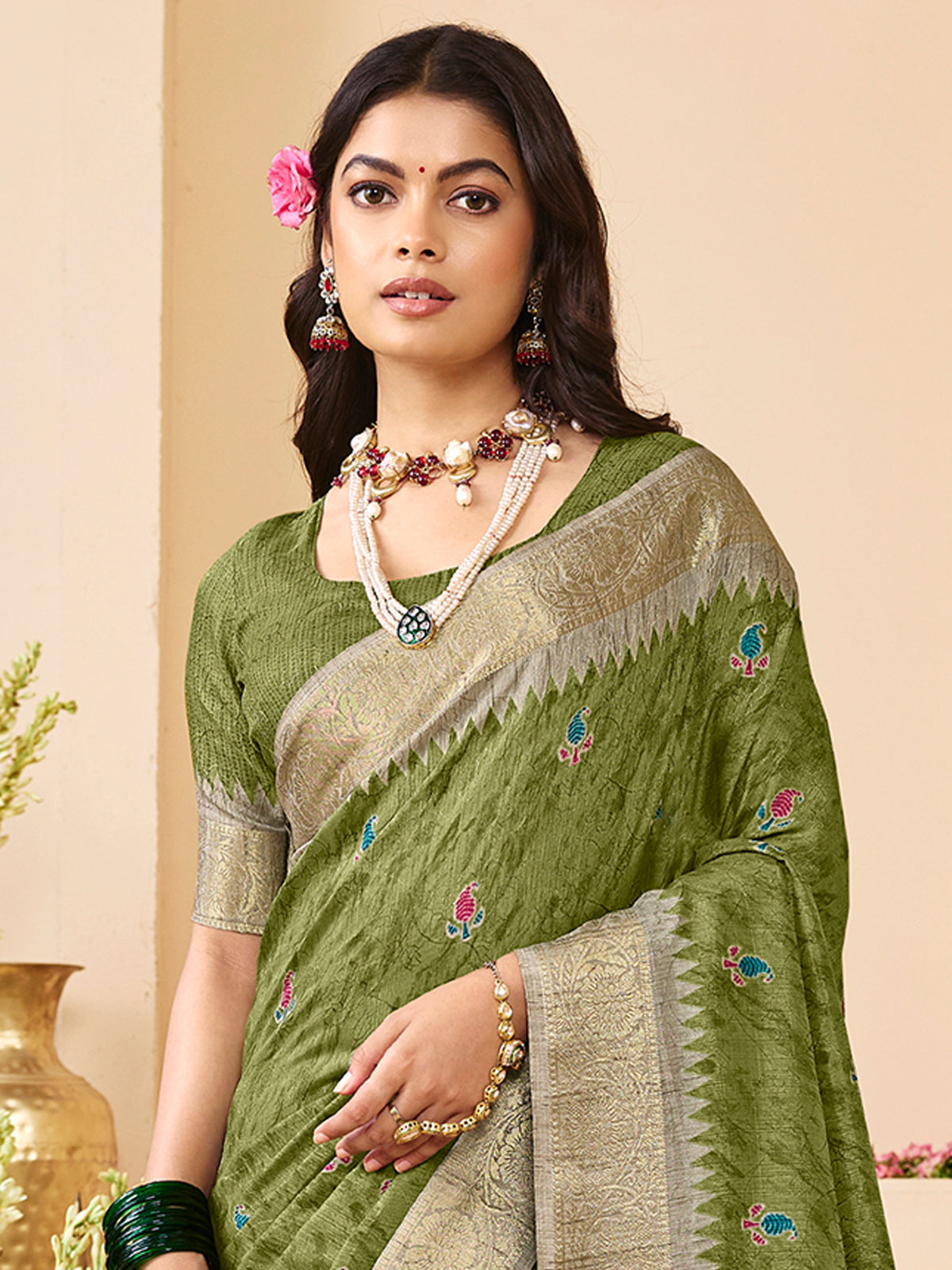 Olive Silk Blend saree – detail view 3