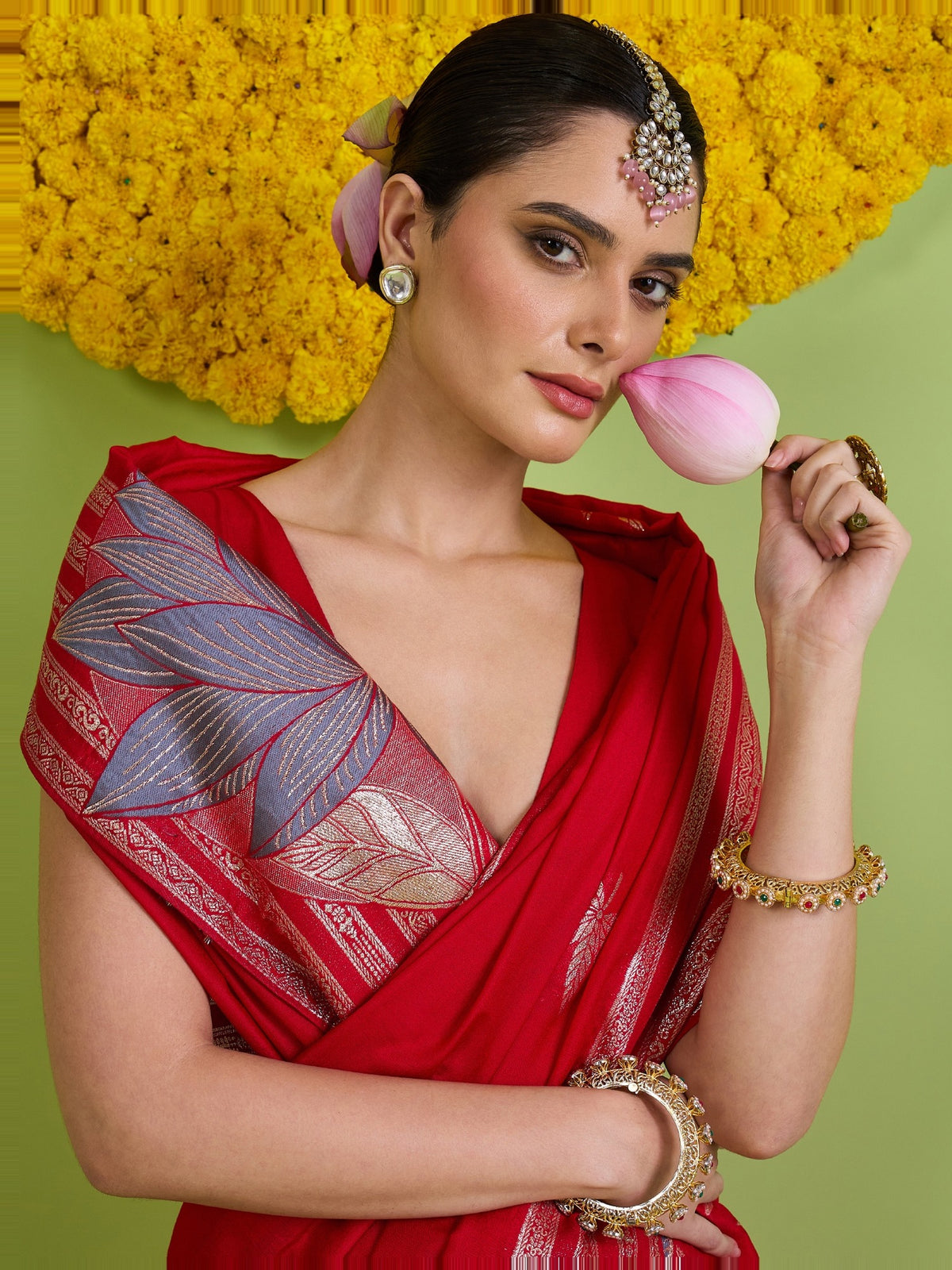 Red Silk Blend saree – detail view 3