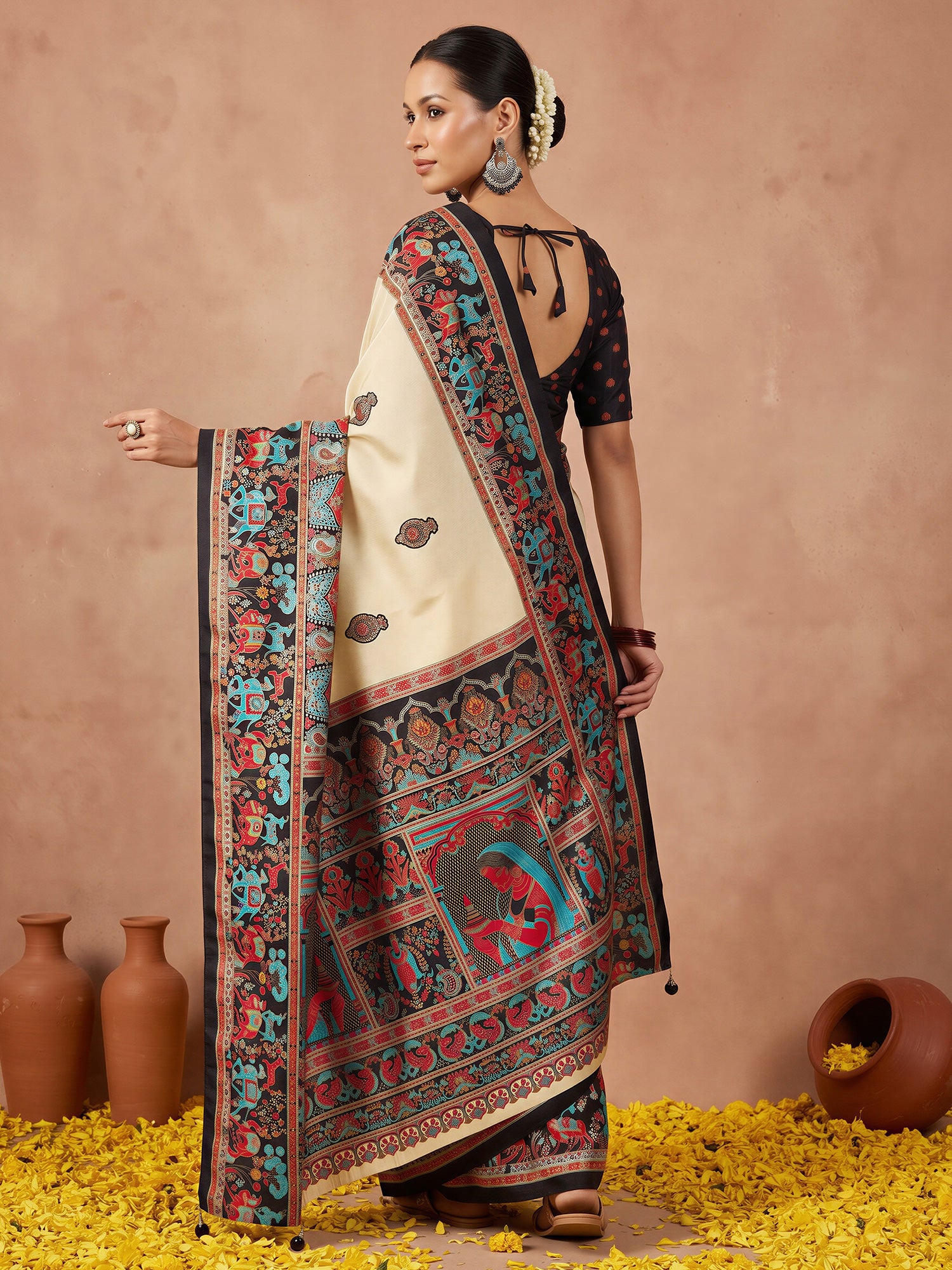 Black Silk Blend saree – detail view 1