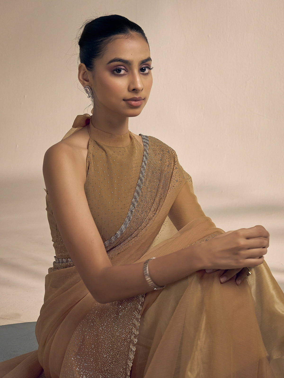 Olive chiffon saree view 4