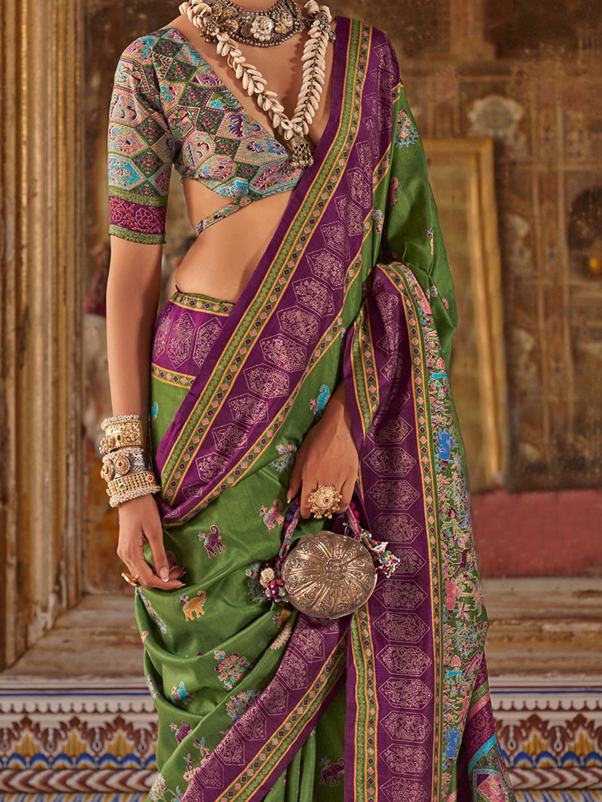 Green Silk Blend saree – detail view 2
