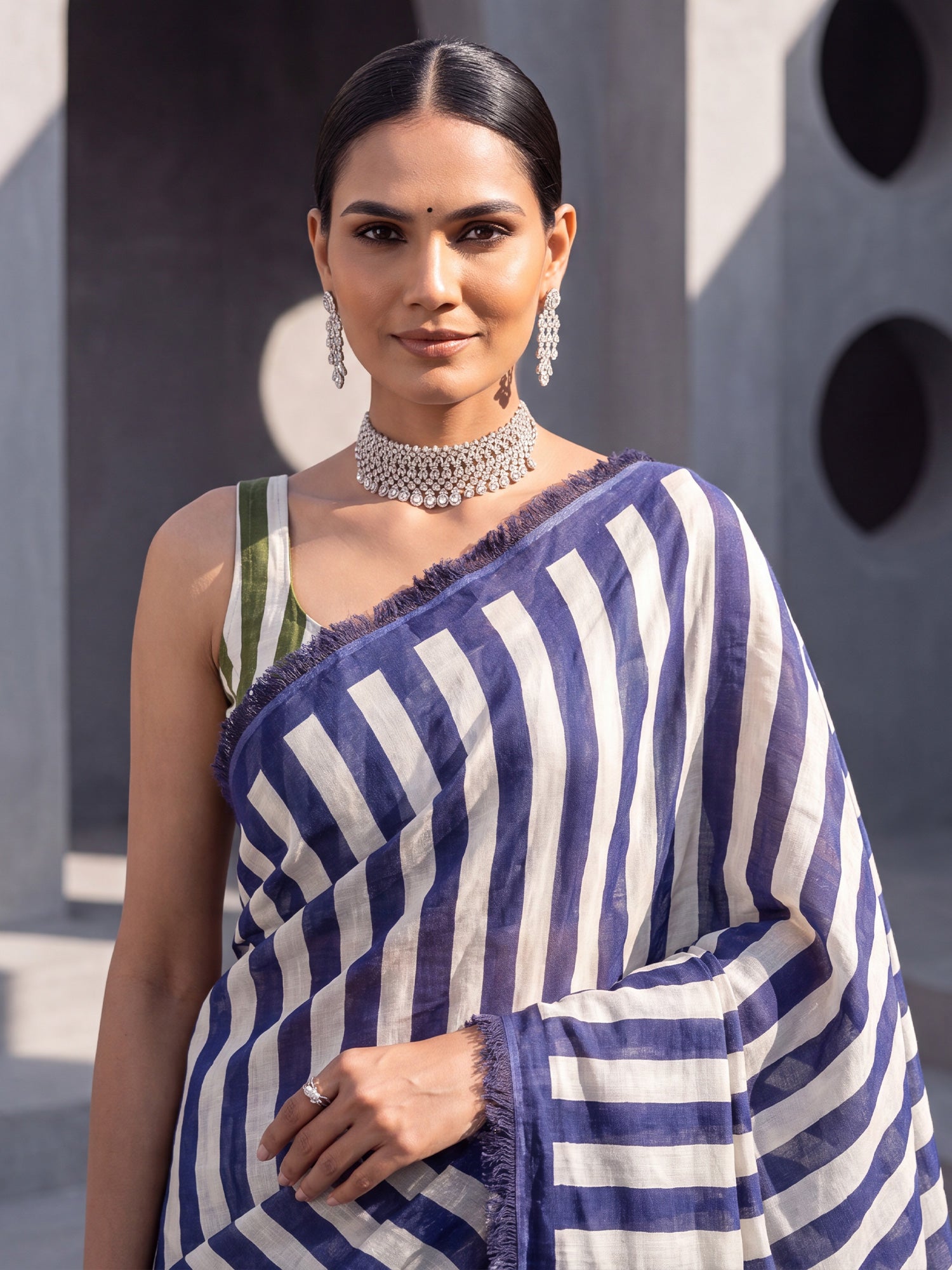 Navy Blue Cotton saree – detail view 4