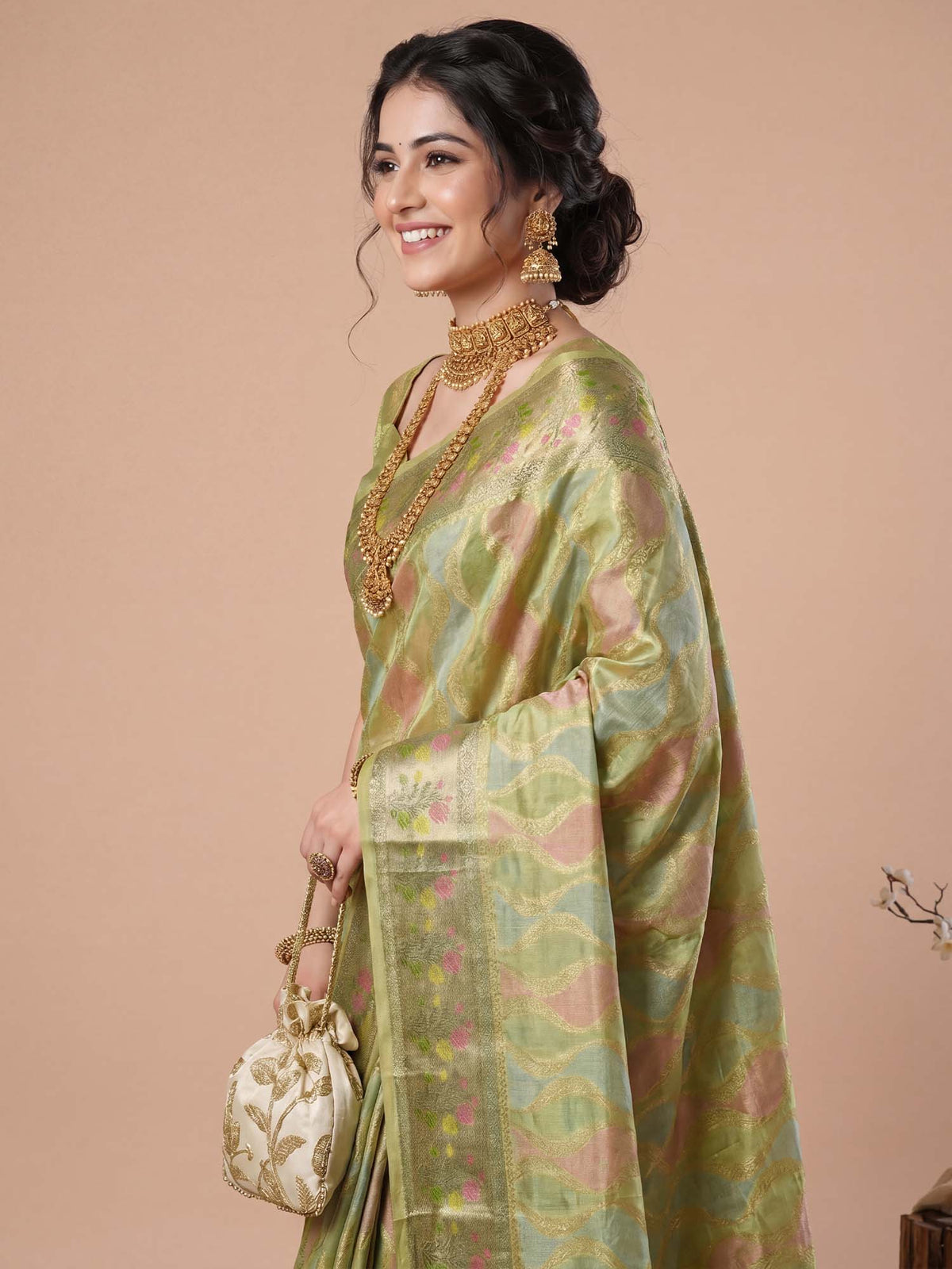 Light Green Organza saree – detail view 3