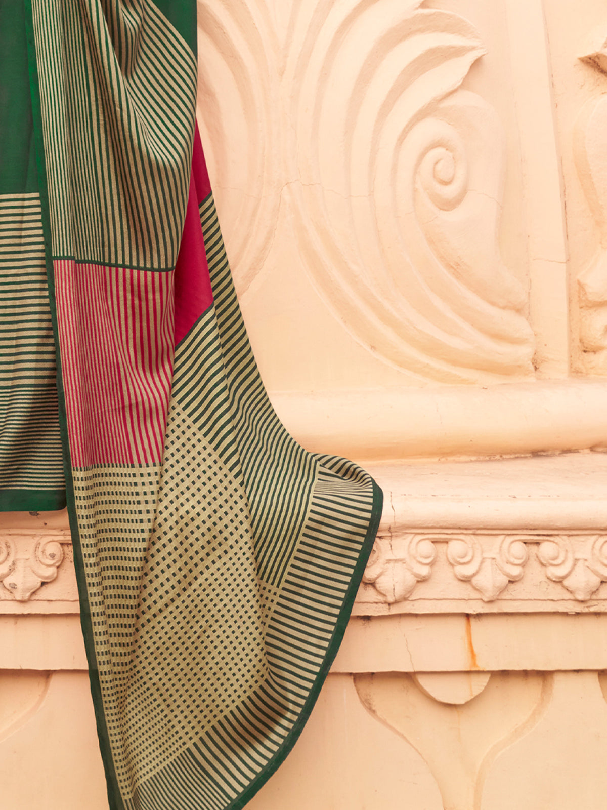 Green Silk Blend saree – detail view 4
