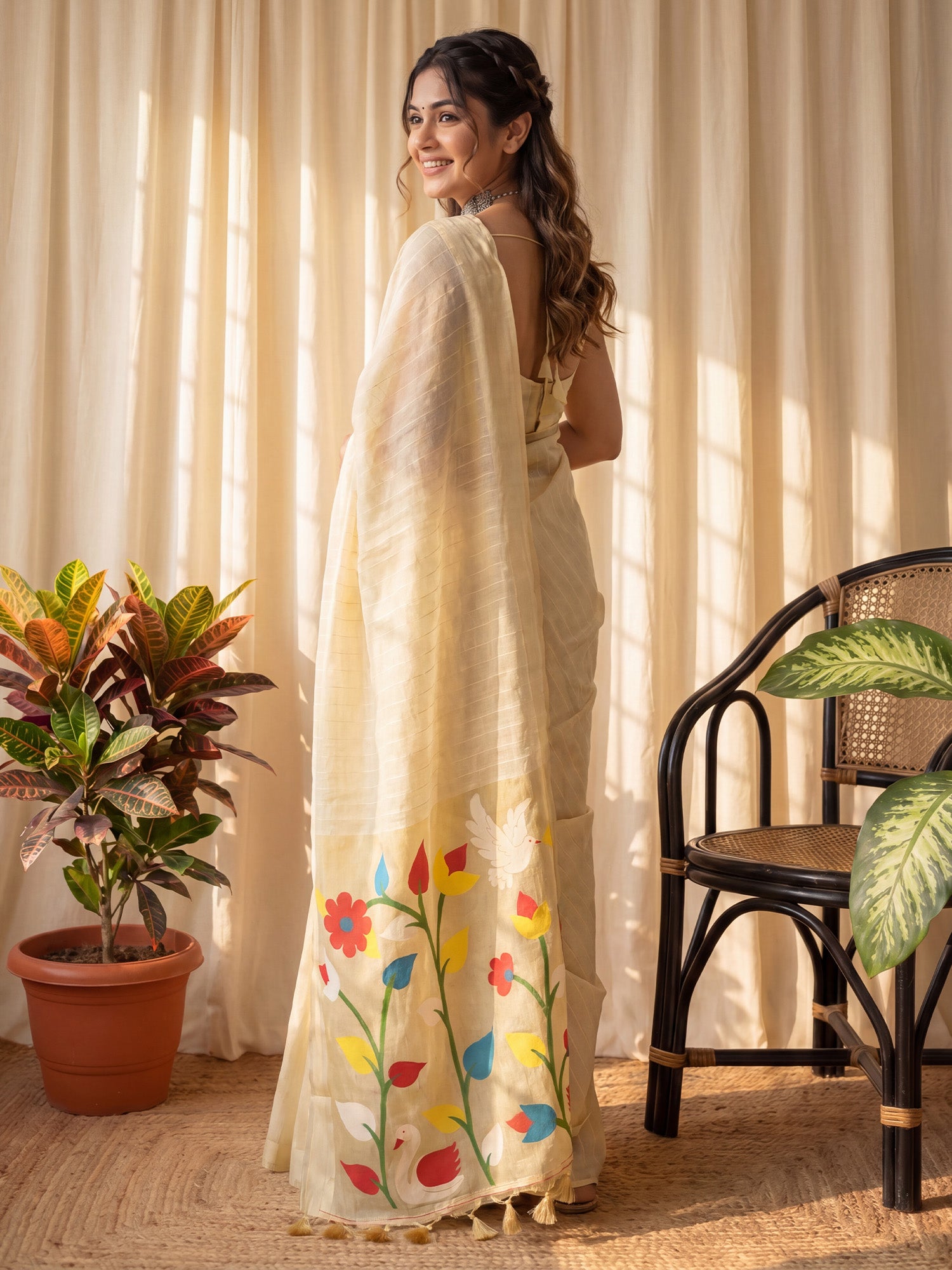 Cream Muga Silk saree – detail view 1