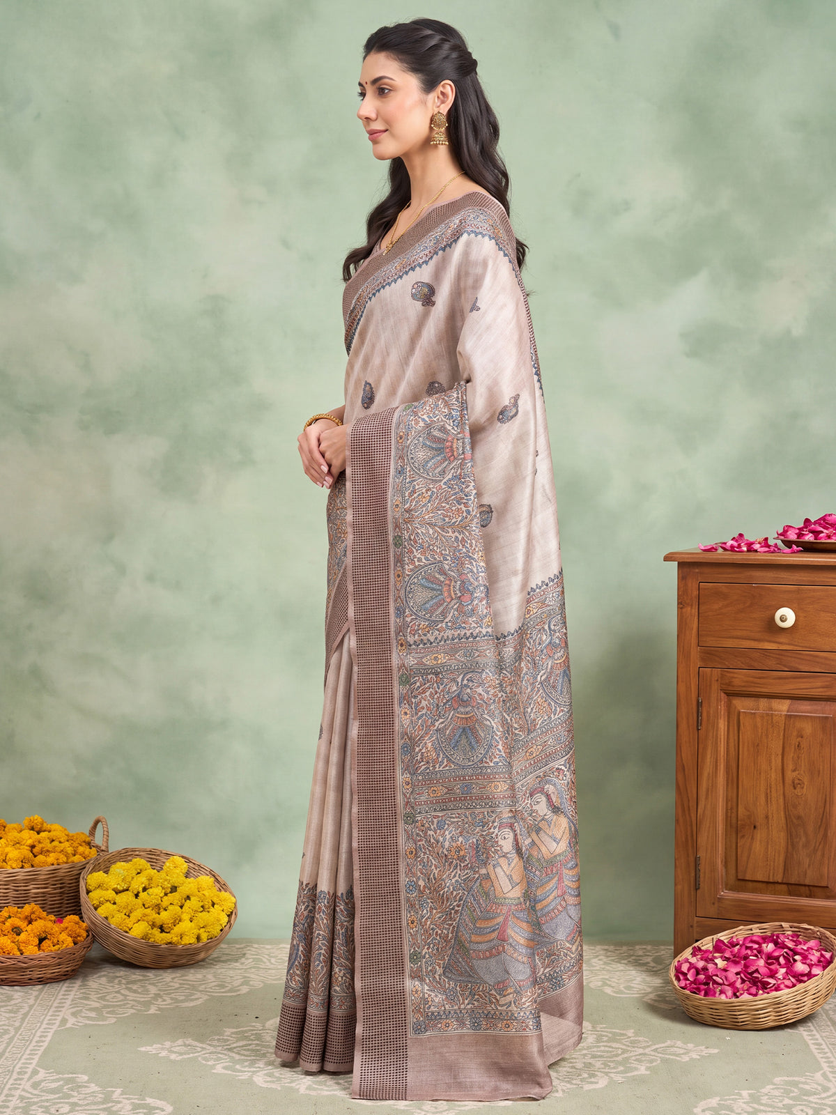 Beige Manipuri Silk saree – detail view 2